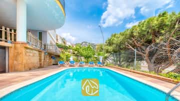 Vrijstaande vakantievilla met zwembad, op loopafstand van strand & centrum Lloret!