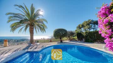 Héérlijk uitzicht, eigen zwembad & privacy, Villa Gabriella!
