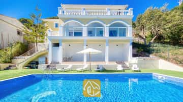 Heerlijke privé villa met schitterend zeezicht vanaf je eigen zwembad! 