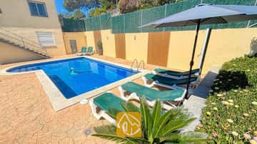 Perfecte vakantievilla met grote tuin en je eigen privé zwembad ideaal voor groepen vrienden!