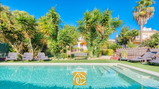 Villa Summertime