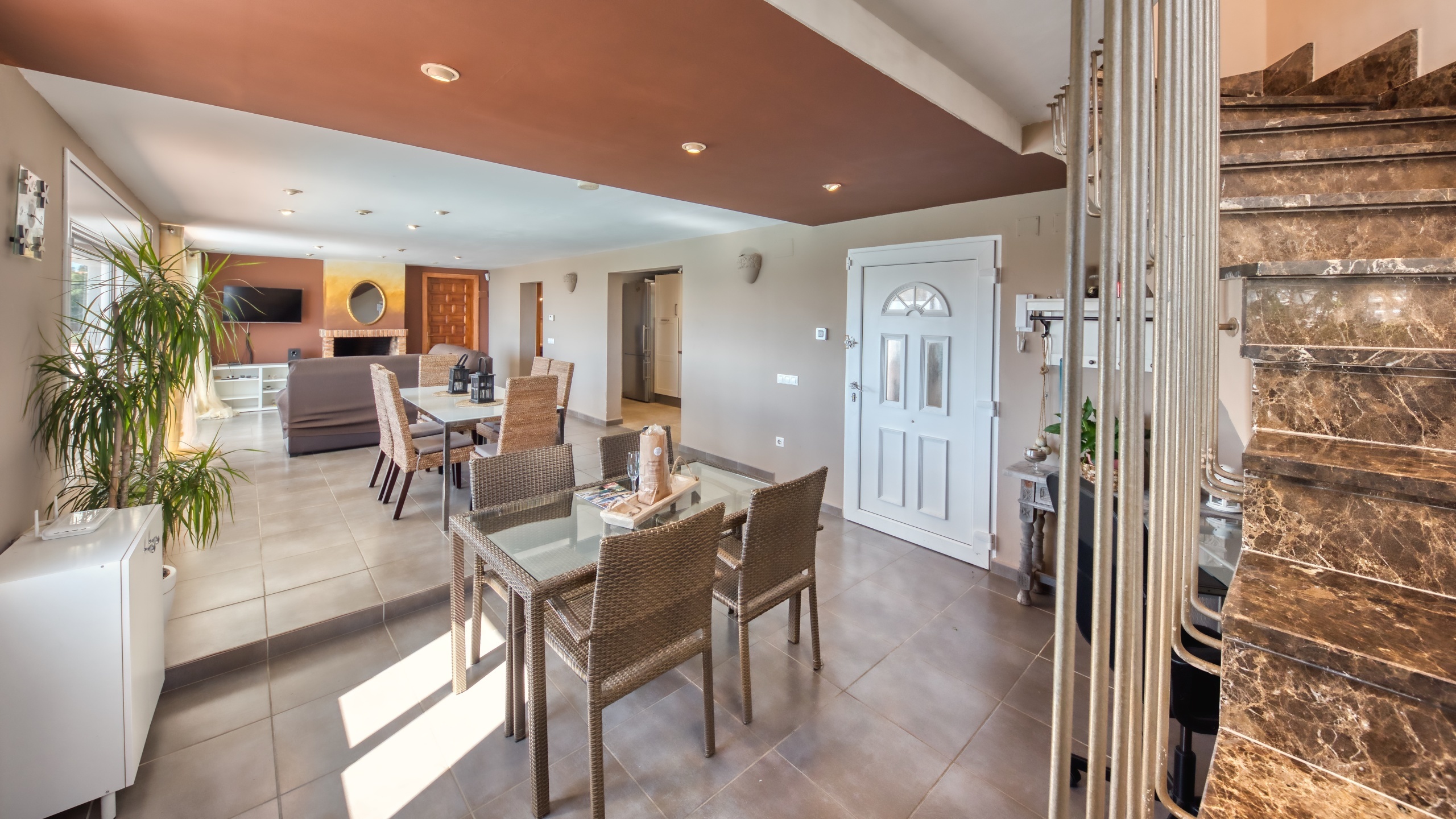 Holiday villas Costa Brava Spain - Villa Sofia - Dining area