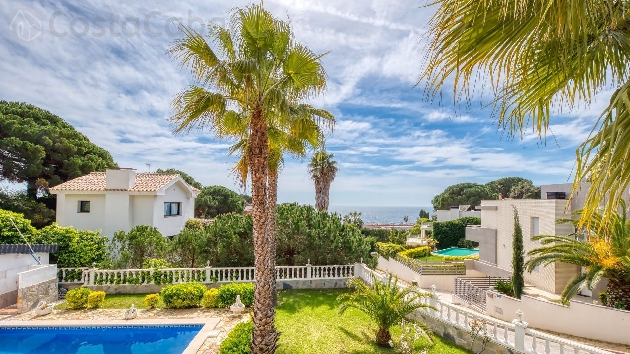 Holiday villas - Costa Brava - Spain - Villa Estrella - One of the views