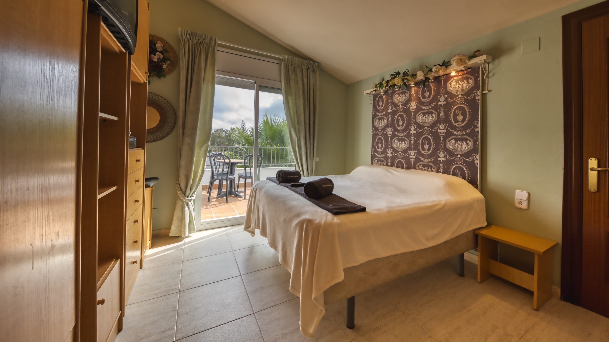 Holiday villas Costa Brava Spain - Villa Geolouk - Bedroom