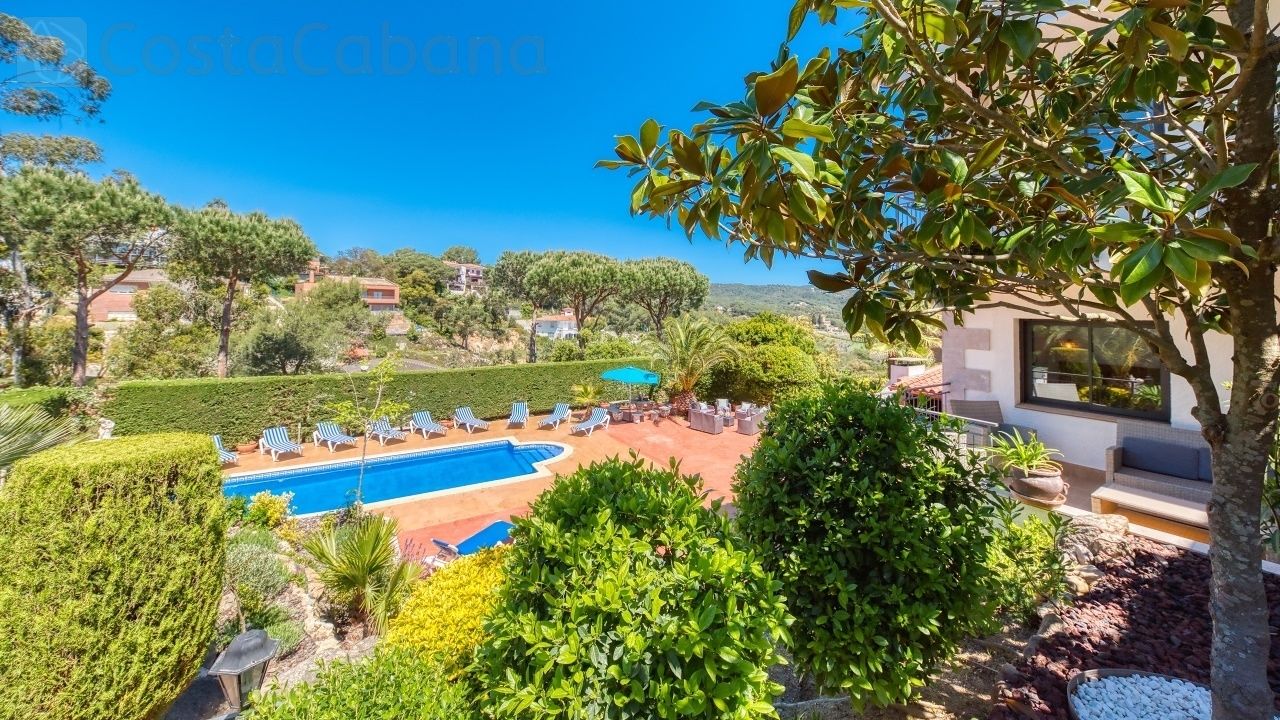 Holiday villas Costa Brava Spain - Villa Jaruco - Swimming pool
