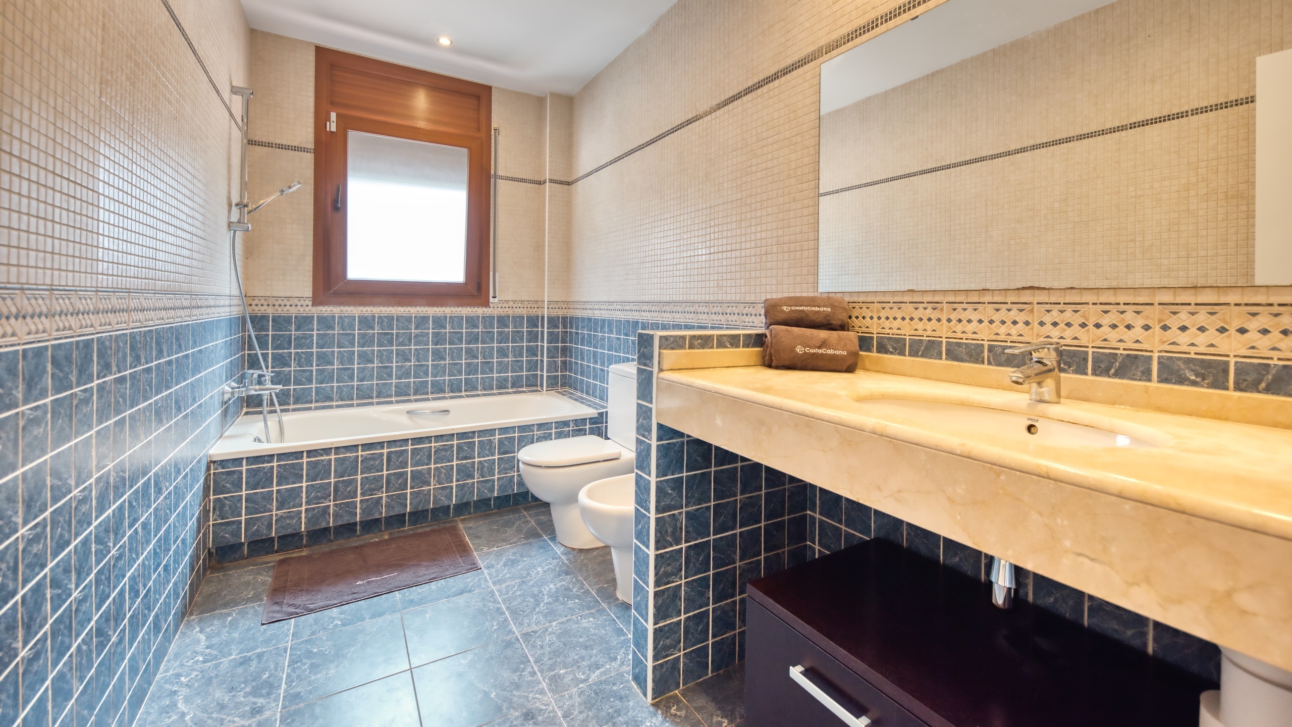 Holiday villas Costa Brava Spain - Villa Marcella - Bathroom