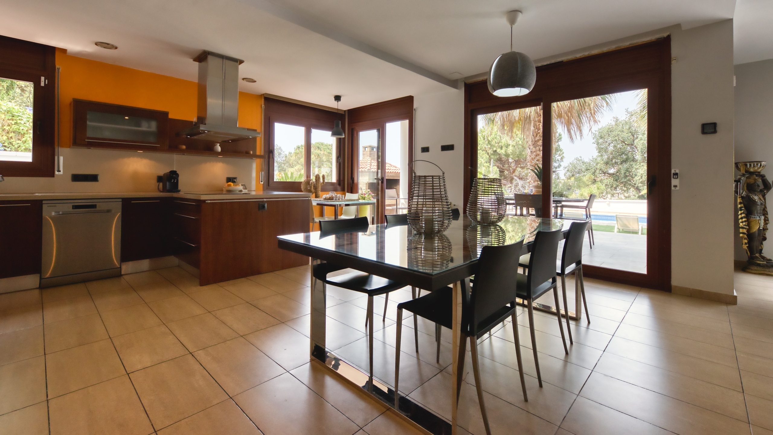 Holiday villas Costa Brava Spain - Villa Marcella - Dining area