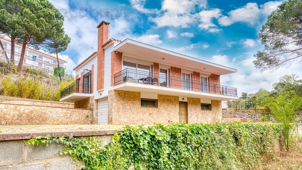 Vakantievilla's Costa Brava Spanje - Villa Lloret - Om het huis