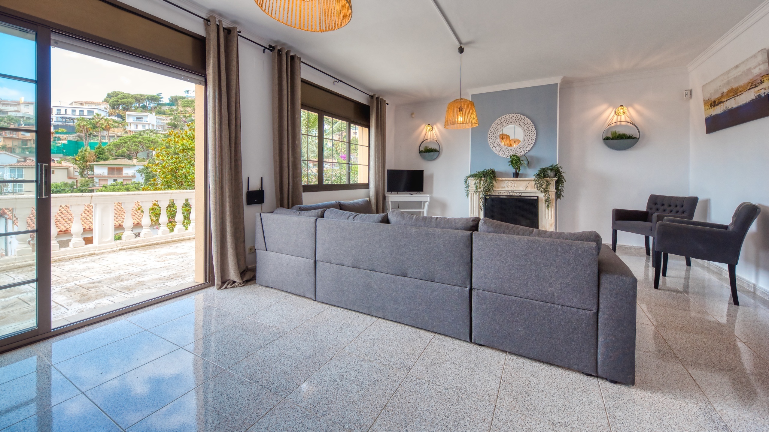 Holiday villas Costa Brava Spain - Villa Paris - Living area