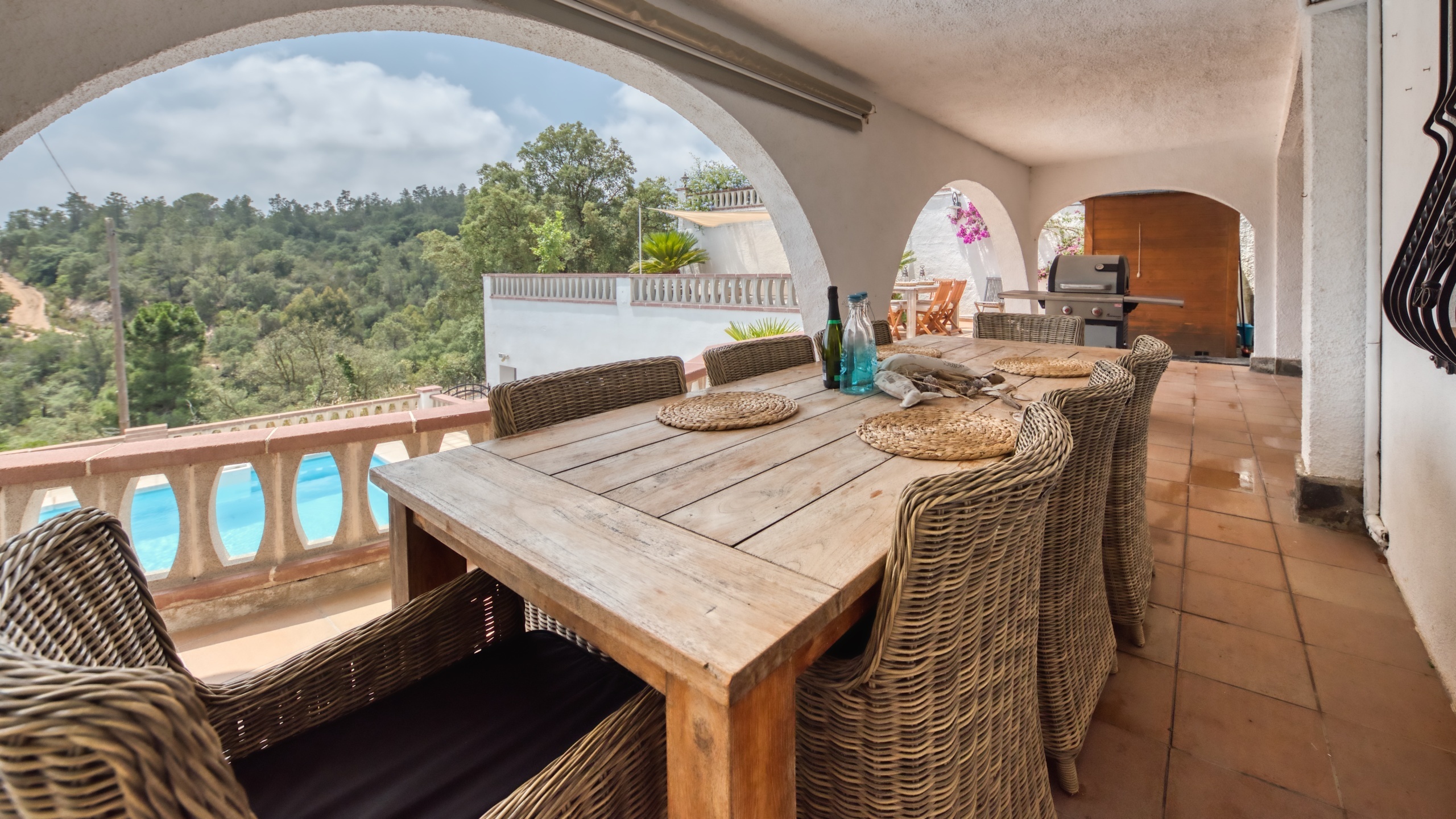 Holiday villas Costa Brava Spain - Villa Santa Maria - BBQ Area