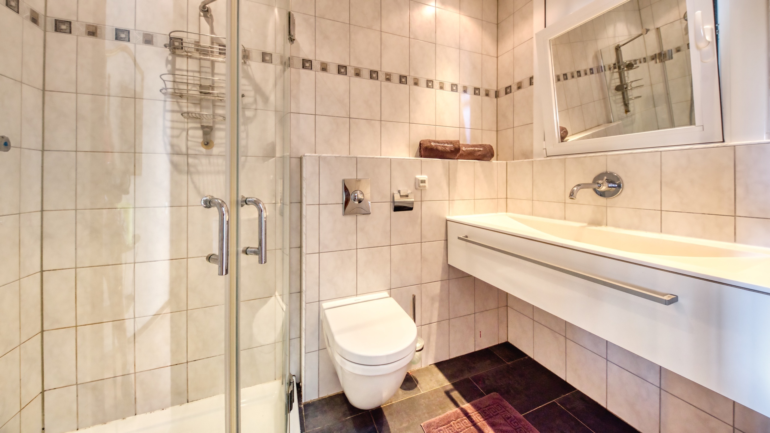 Holiday villas Costa Brava Spain - Villa Santa Maria - Bathroom