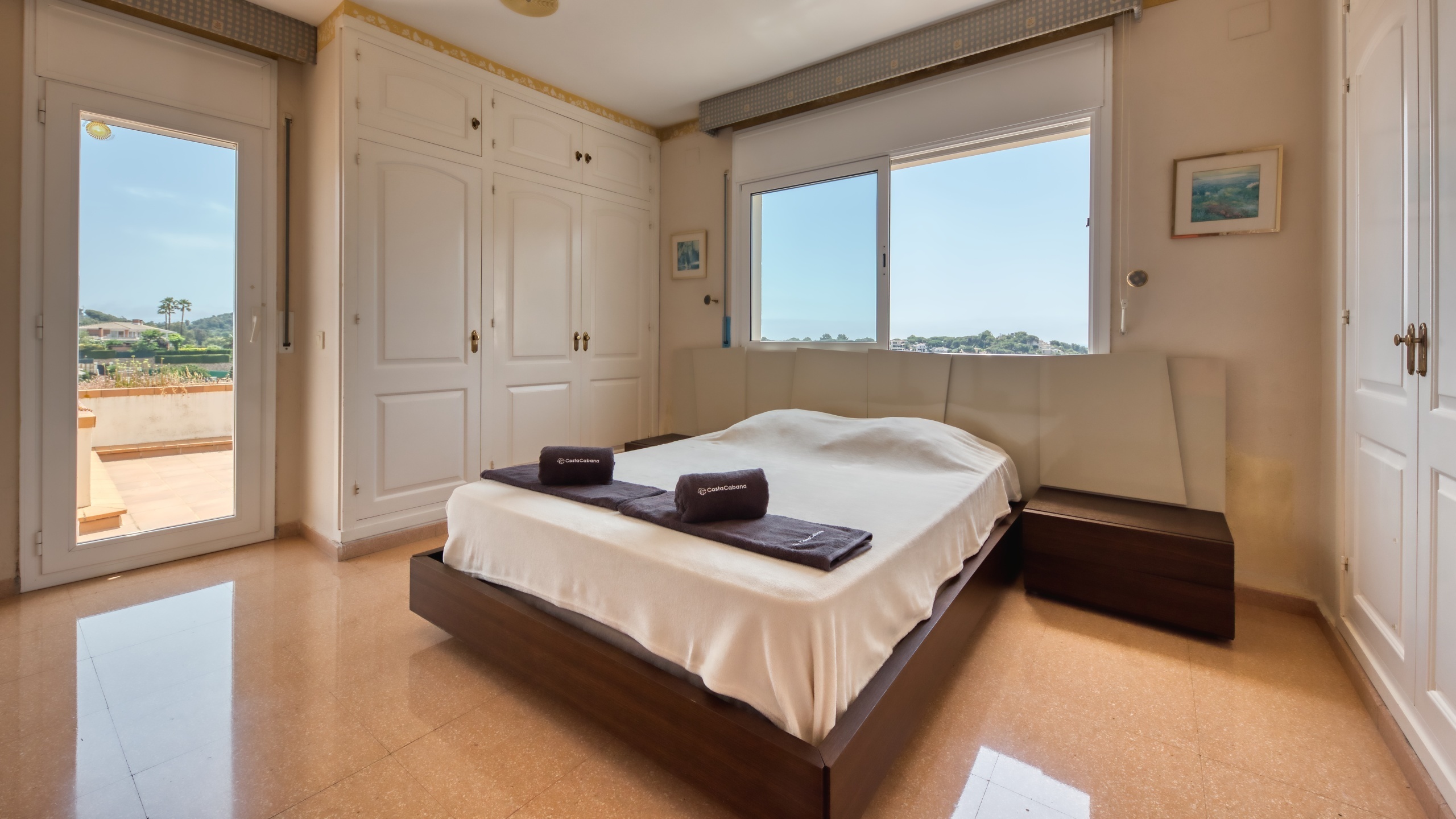 Holiday villas Costa Brava Spain - Villa Valentina - Bedroom