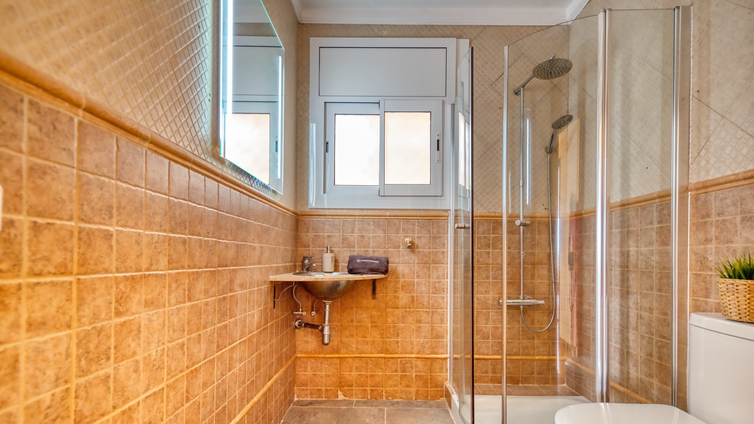 Holiday villas Costa Brava Spain - Villa Donna - Bathroom