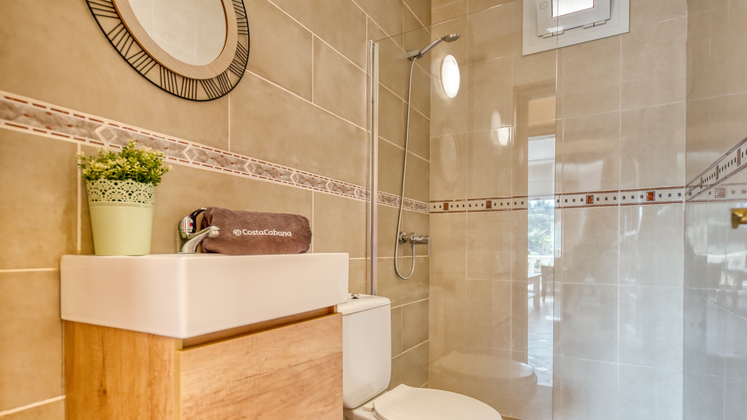 Holiday villas Costa Brava Spain - Villa Donna - Bathroom
