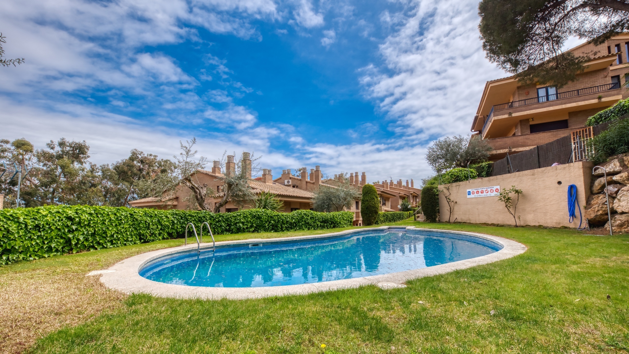 Holiday villas Costa Brava Spain - Casa Costa - Communal pool