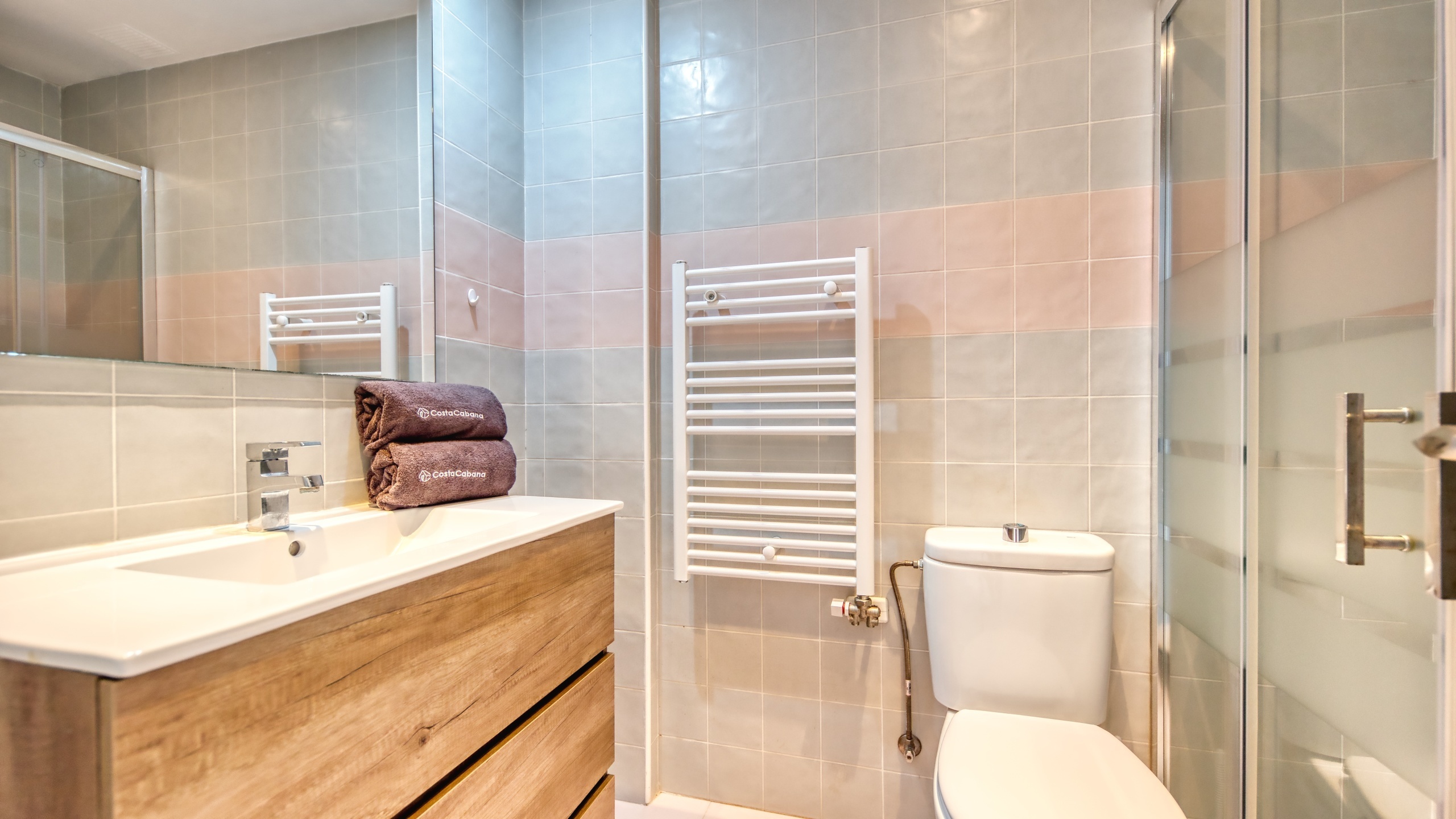 Holiday villas Costa Brava Spain - Casa Costa - Bathroom