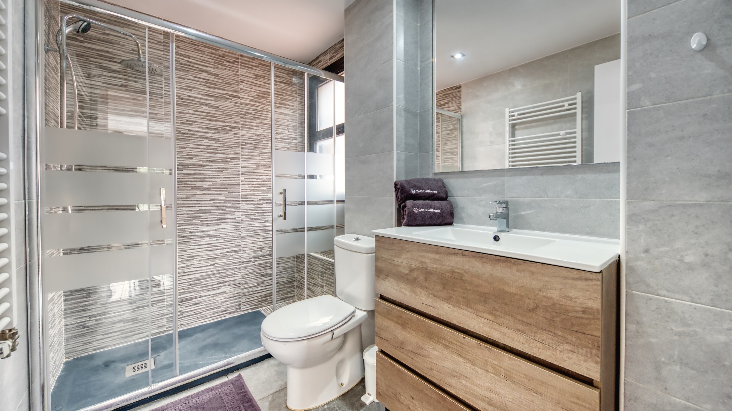 Holiday villas Costa Brava Spain - Casa Costa - Bathroom