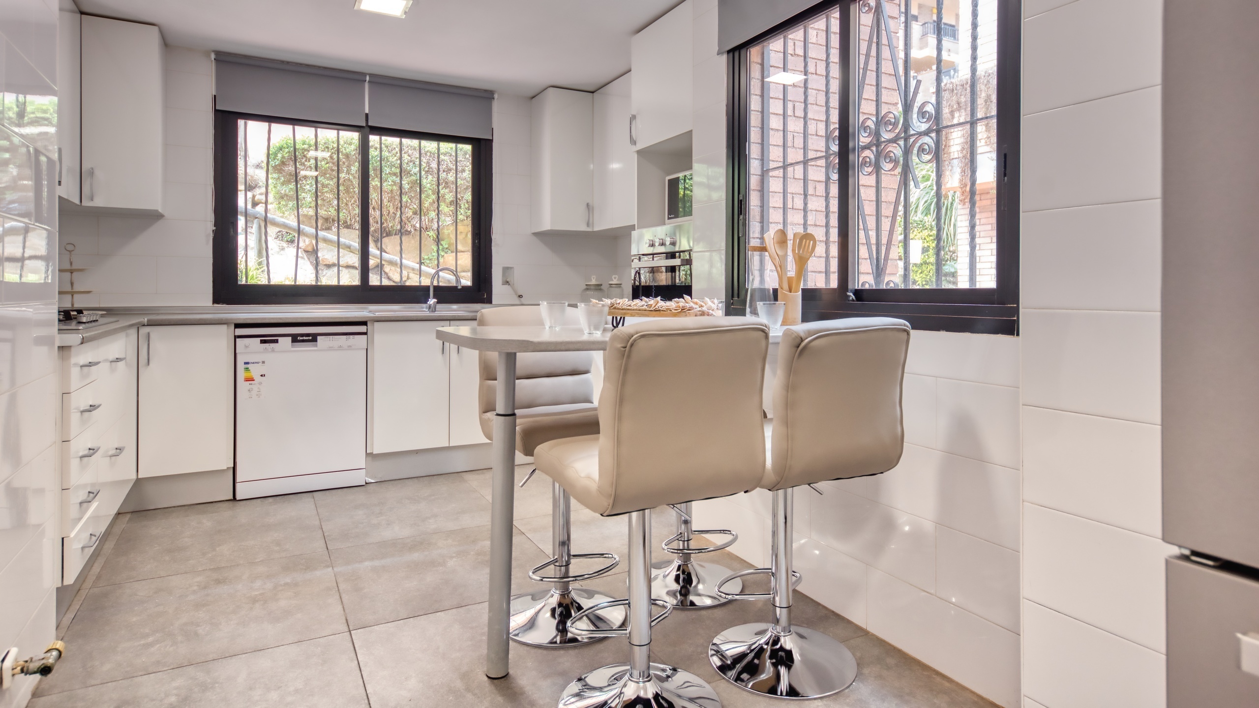 Holiday villas Costa Brava Spain - Casa Costa - Kitchen