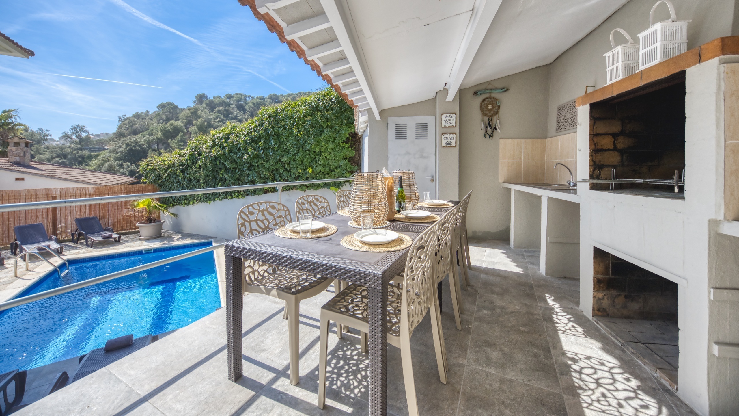 Holiday villas Costa Brava Spain - Villa Rosa - Dining area
