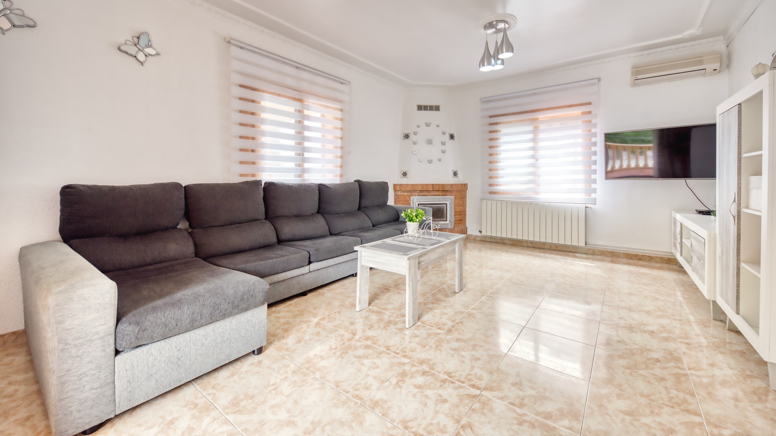 Holiday villas Costa Brava Spain - Villa Sarai - Living area