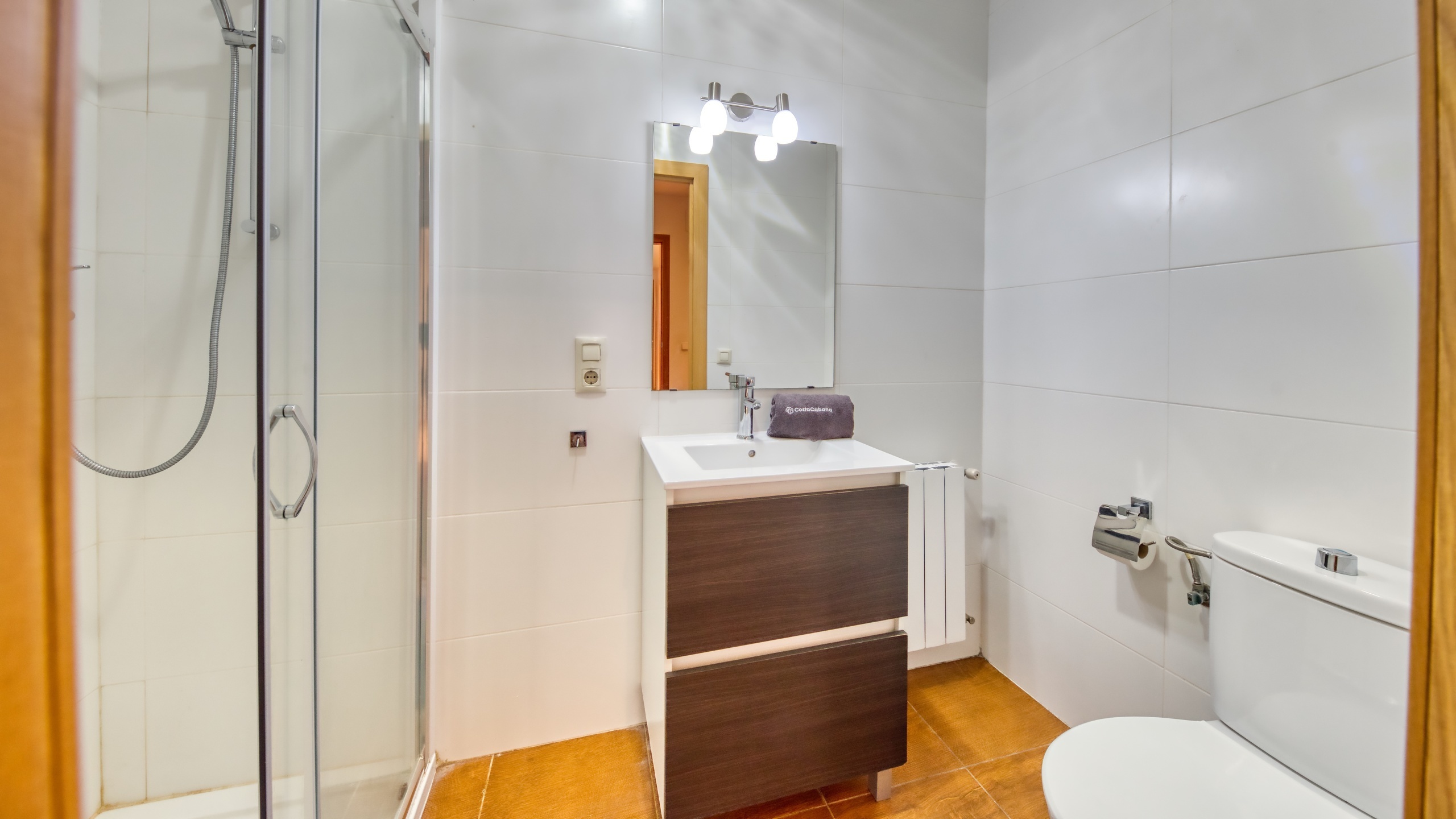 Holiday villas Costa Brava Spain - Villa Ashley - Bathroom