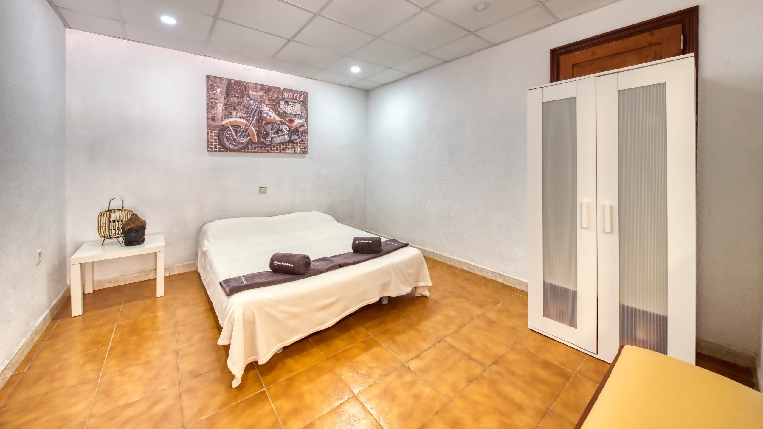 Holiday villas Costa Brava Spain - Villa Ashley - Bedroom
