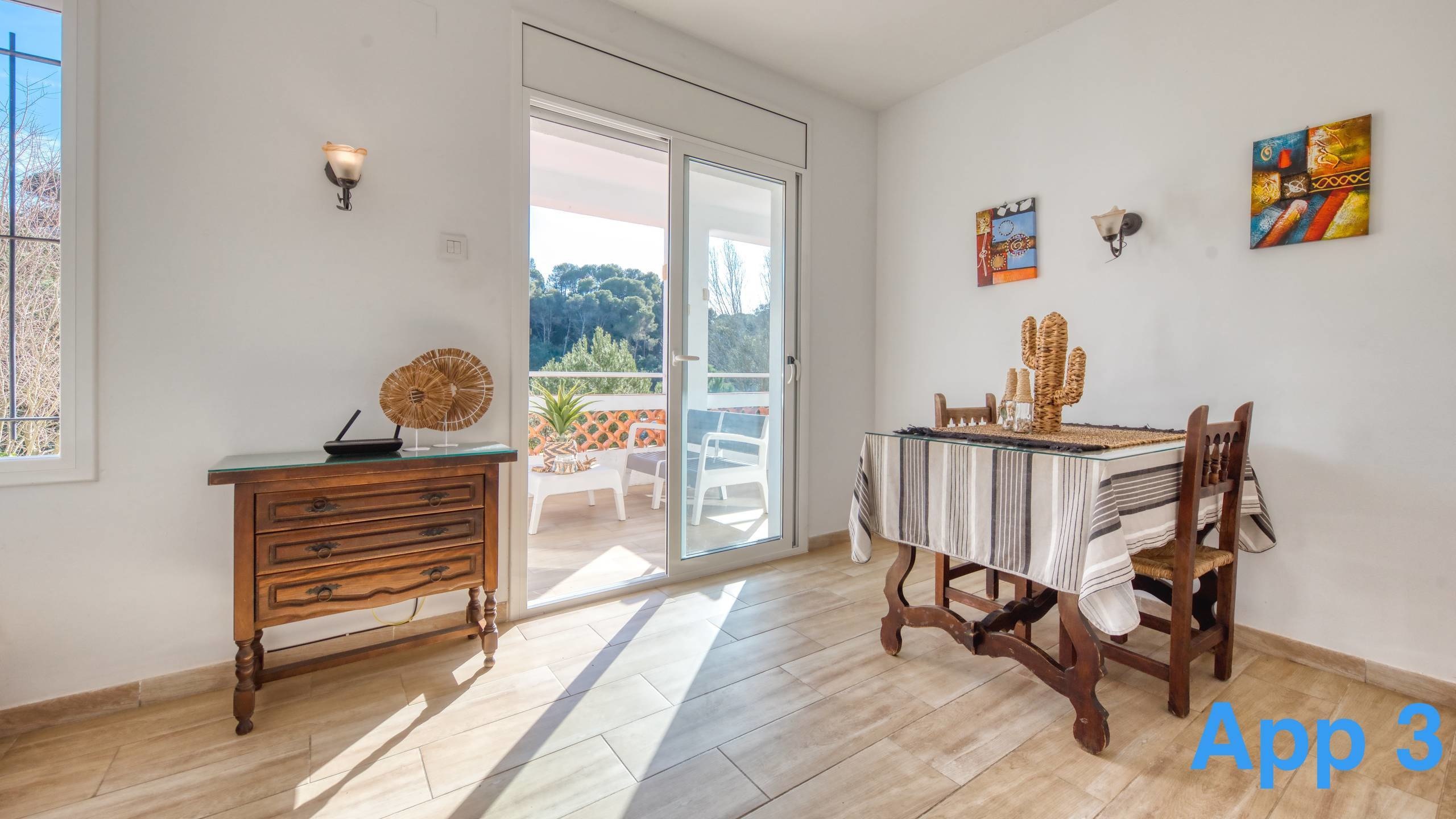 Holiday villas Costa Brava Spain - Villa Pilar - Dining area