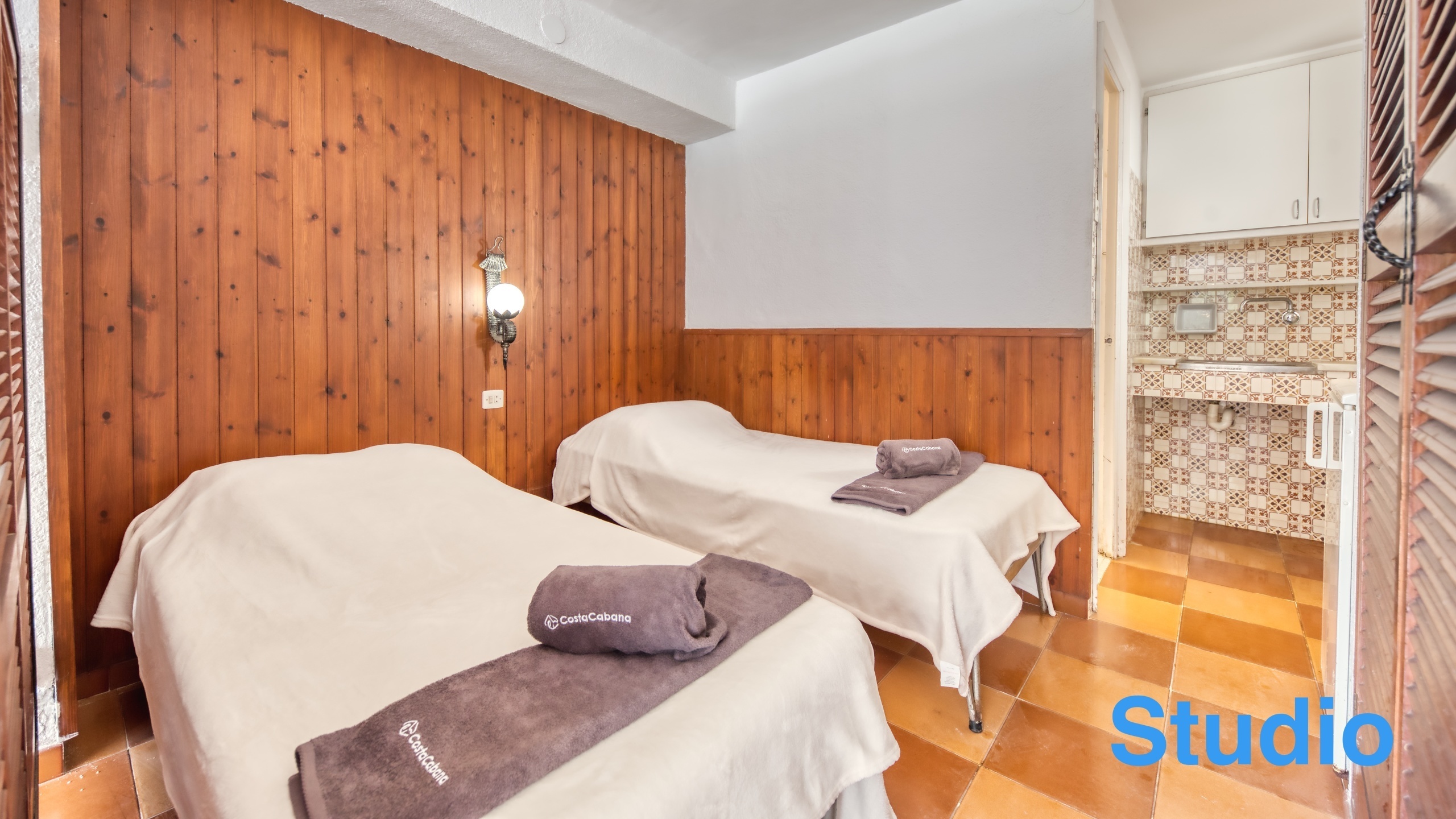 Holiday villas Costa Brava Spain - Villa Pilar - Bedroom