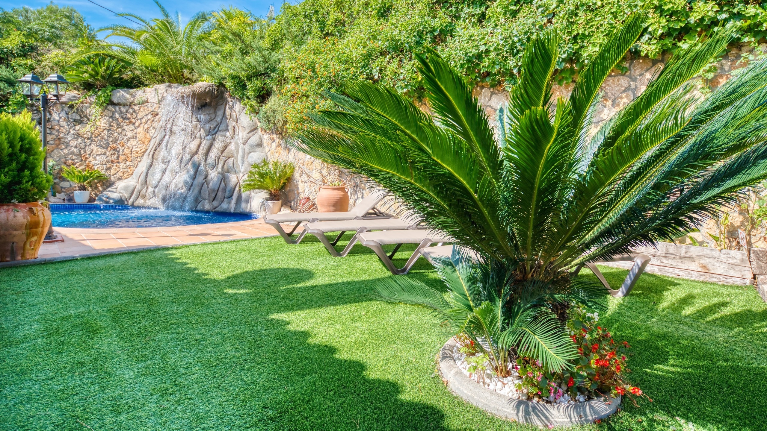 Holiday villas Costa Brava Spain - Villa Alba - Garden