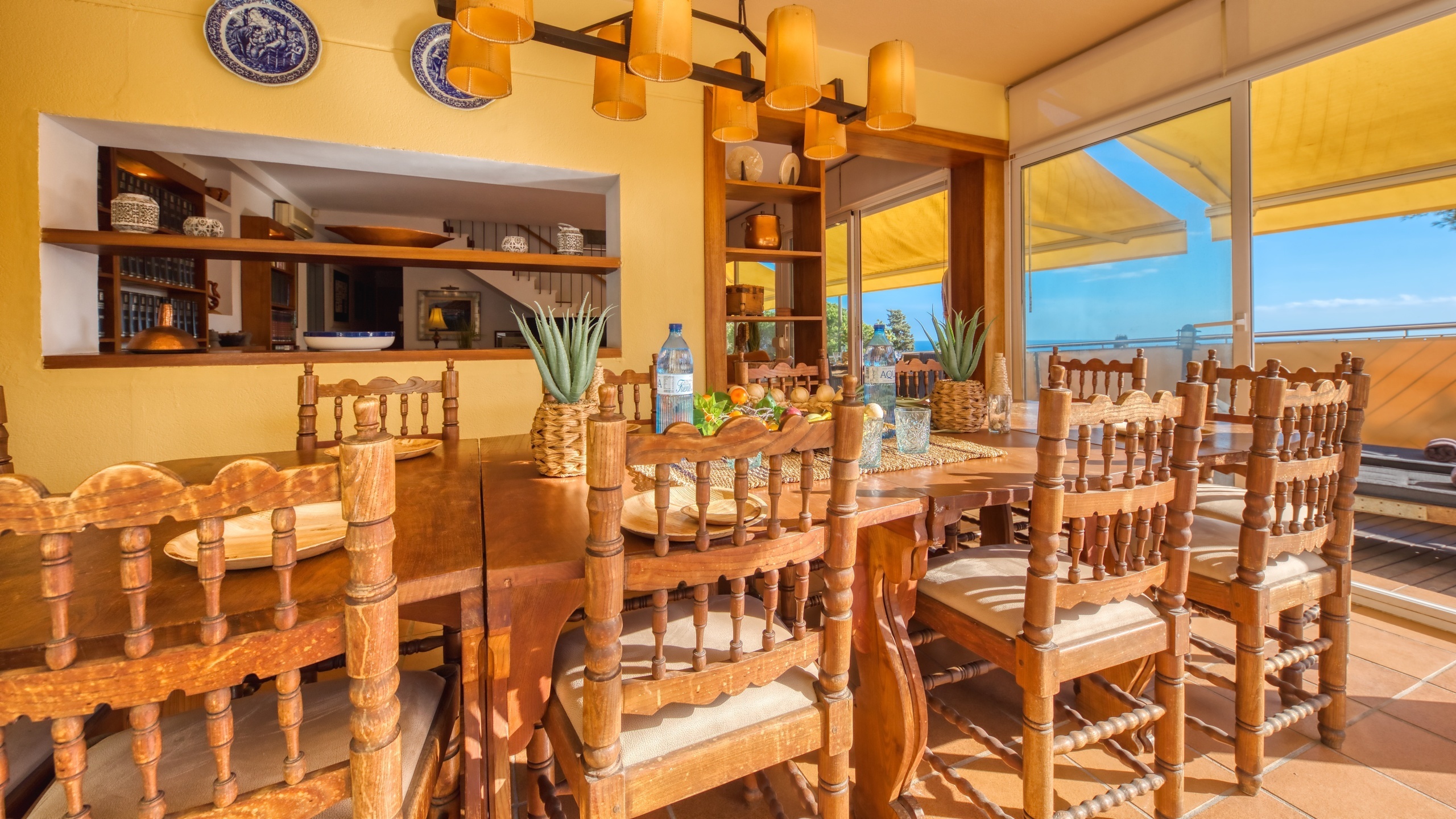 Holiday villas Costa Brava Spain - Villa Santa Cristina - Dining area