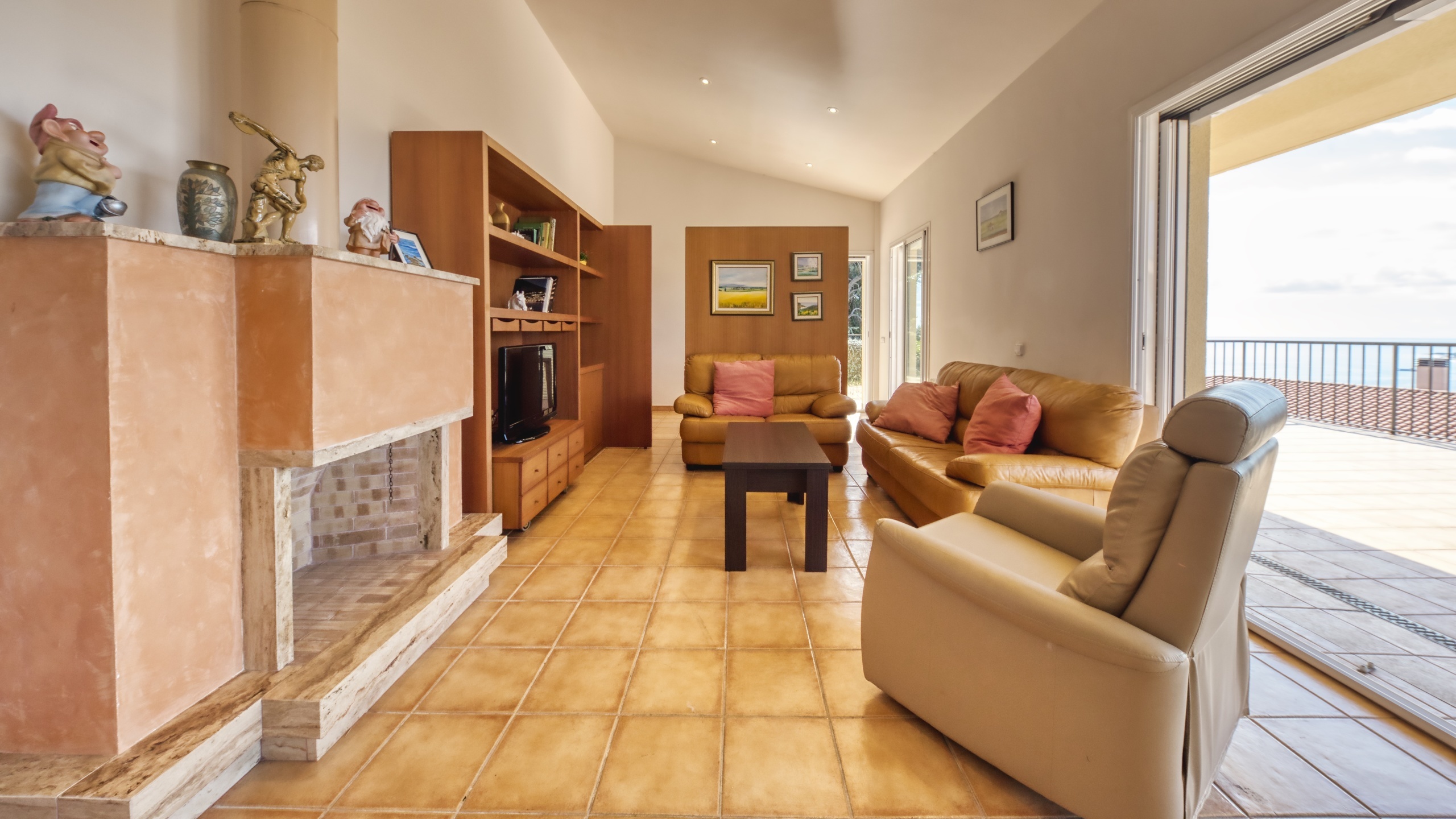 Holiday villas Costa Brava Spain - Villa Mauri - Living area