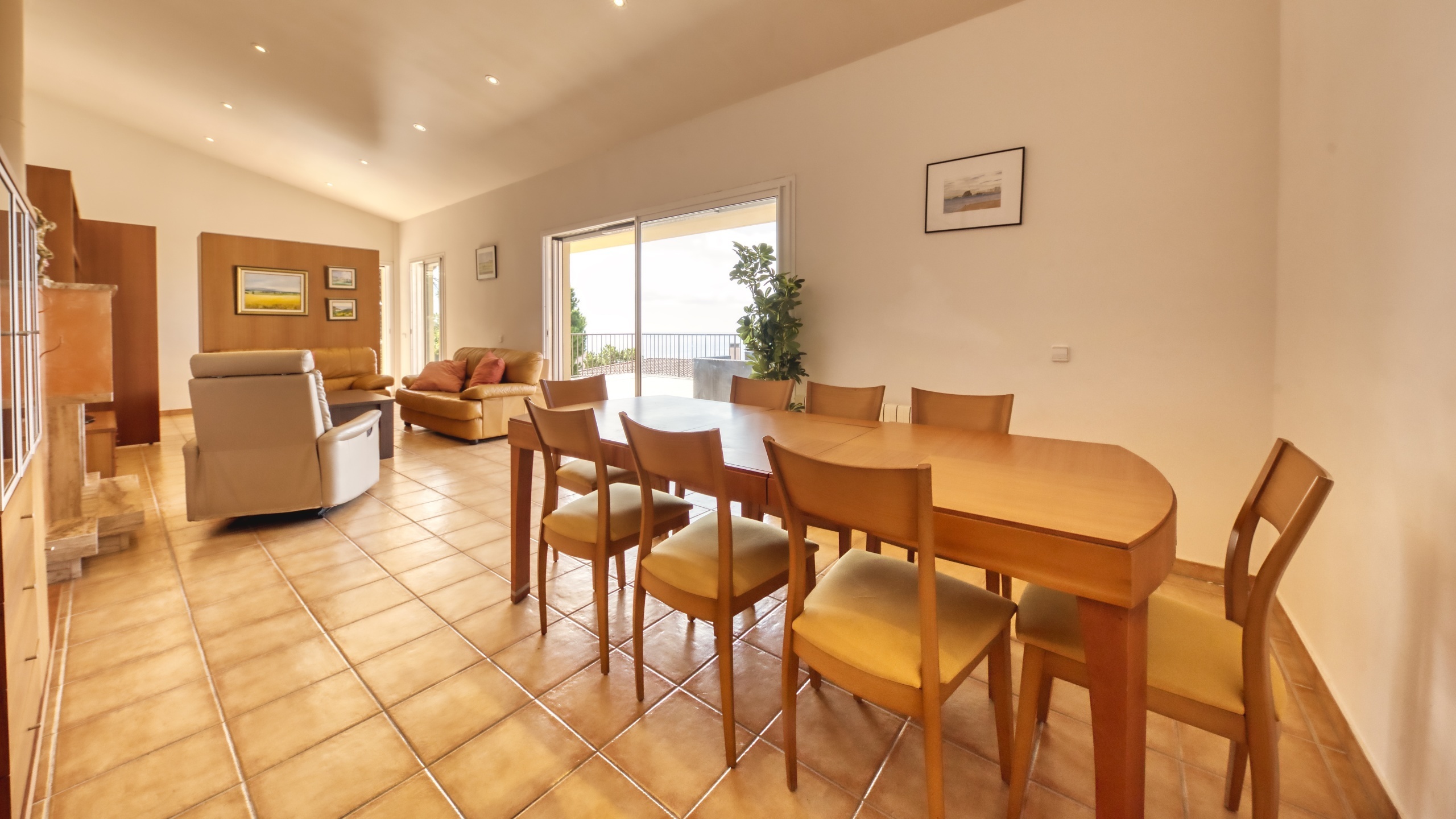 Holiday villas Costa Brava Spain - Villa Mauri - Dining area