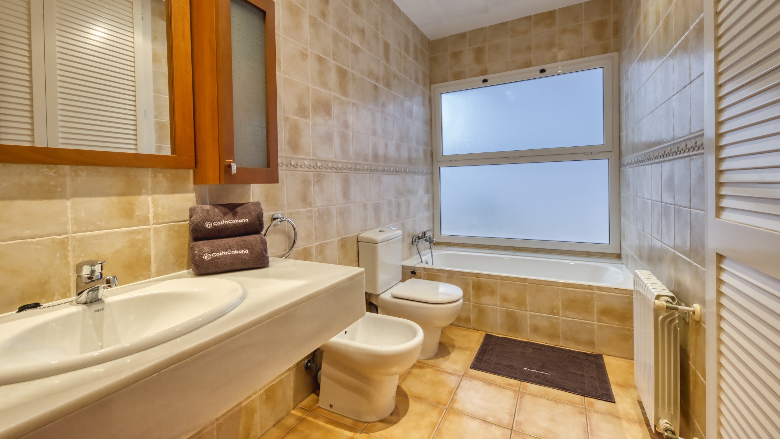 Holiday villas Costa Brava Spain - Villa Mauri - Bathroom