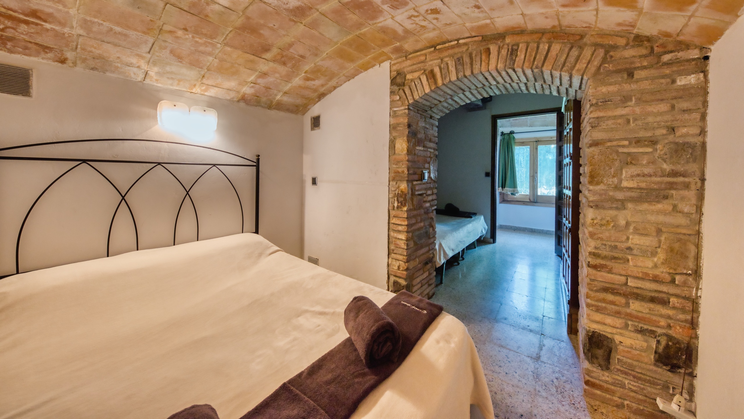 Holiday villas Costa Brava Countryside Spain - Villa Can Bernardi - Bedroom