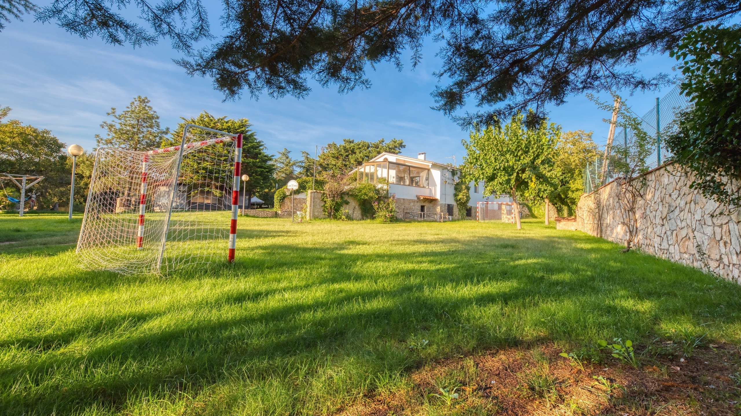 Holiday villas Costa Brava Countryside Spain - Villa Can Bernardi - Play area