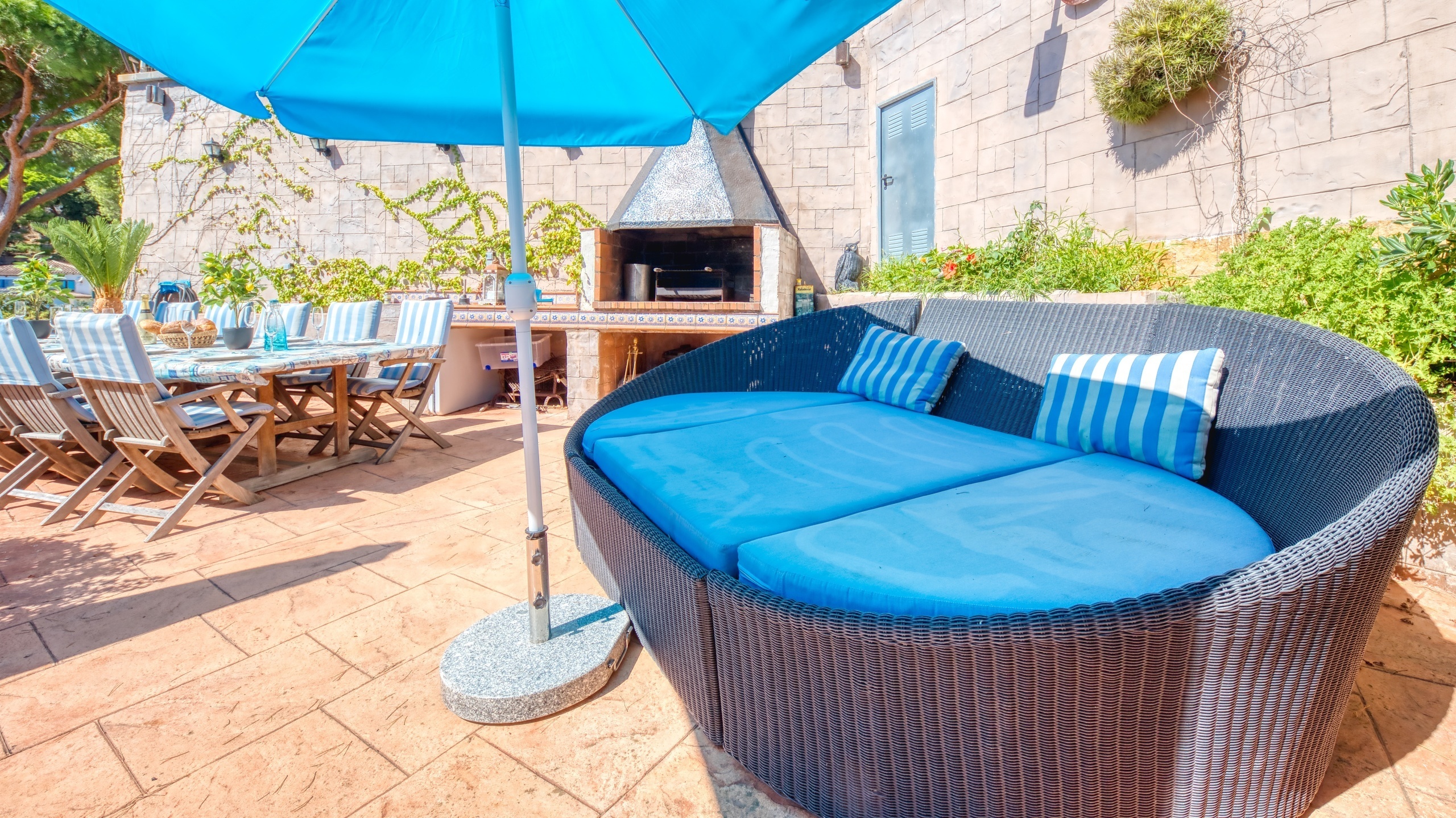 Holiday villas Costa Brava Spain - Villa Infinity - Lounge area