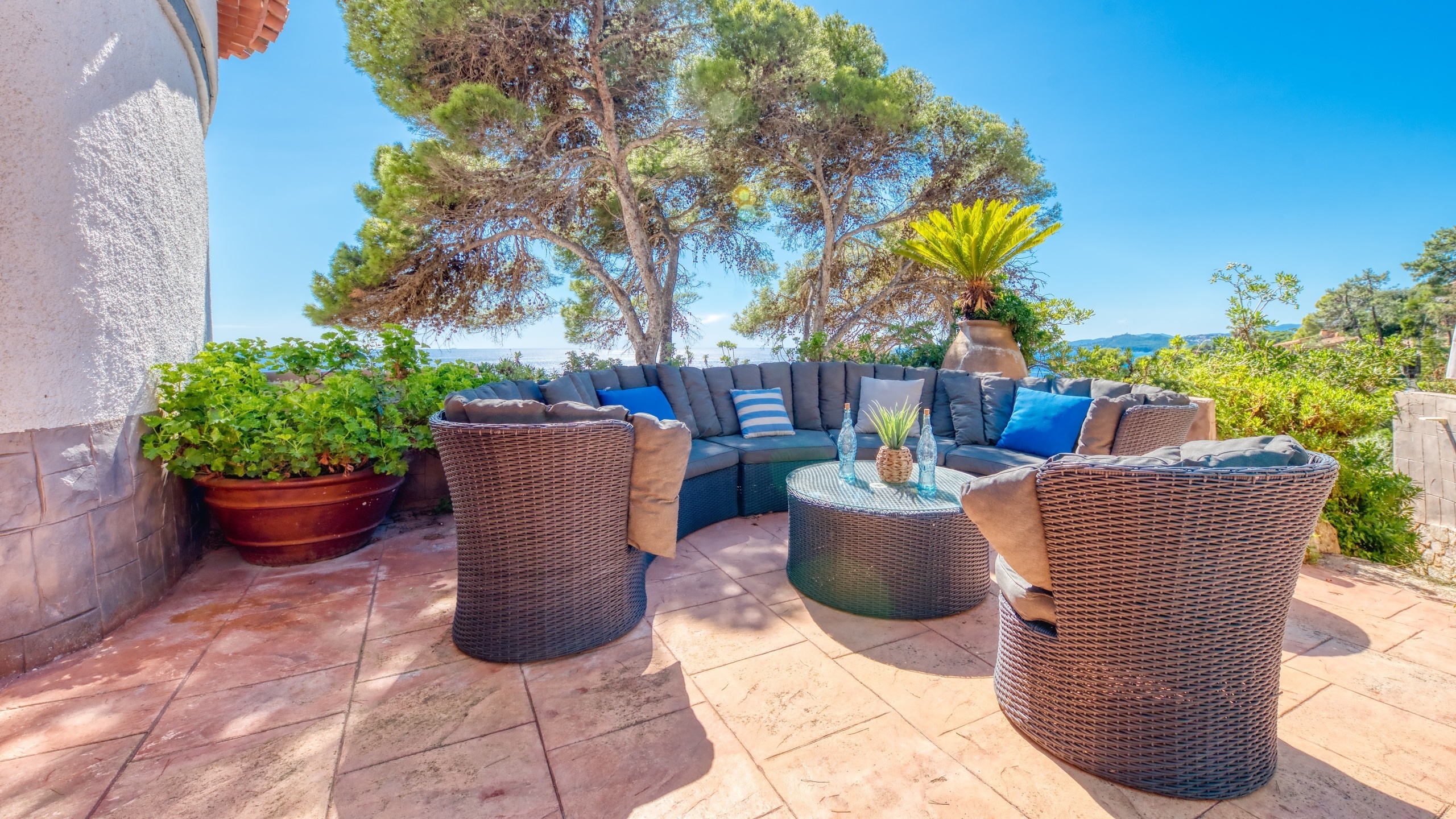 Holiday villas Costa Brava Spain - Villa Infinity - Terrace