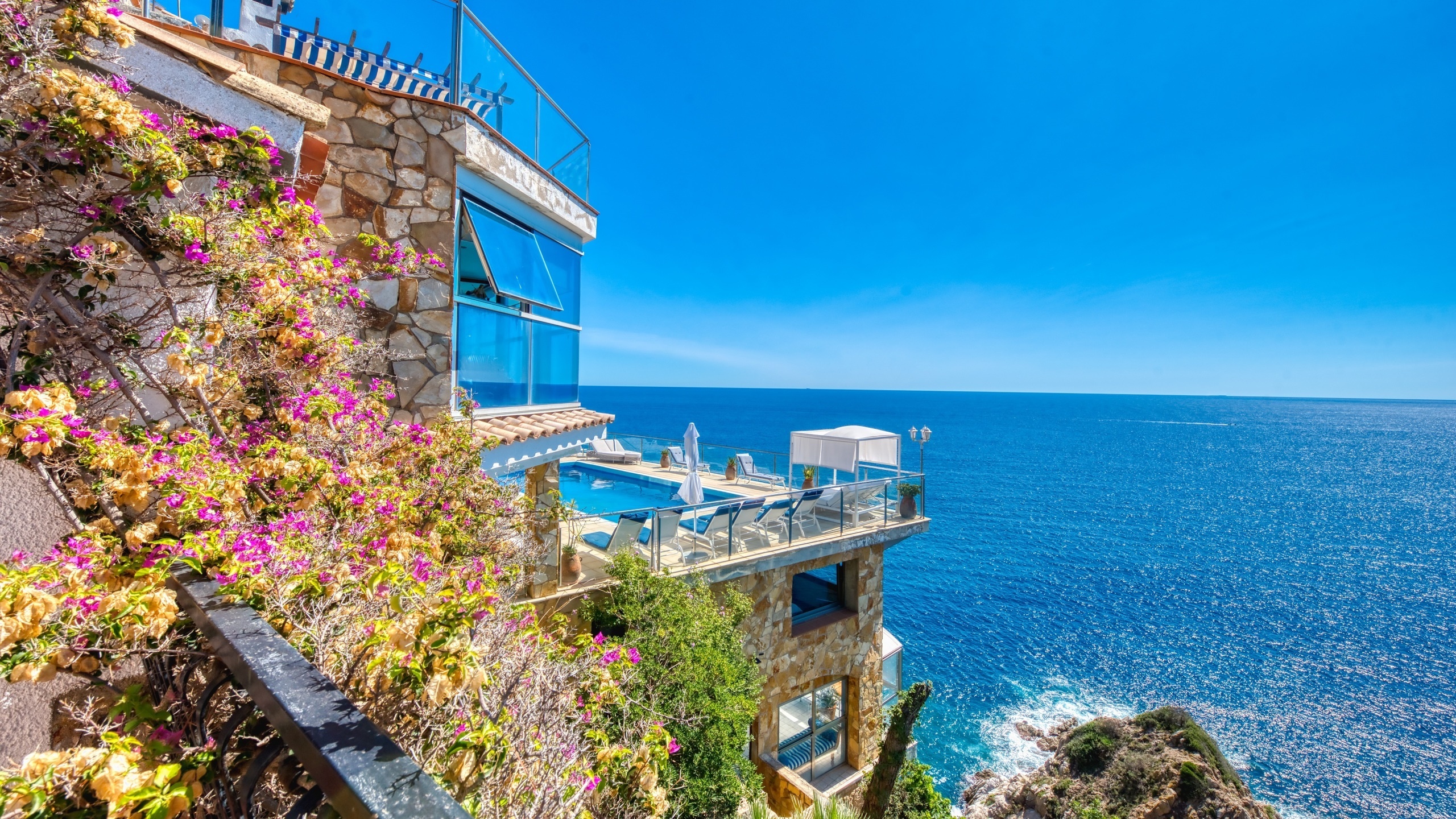 Holiday villas Costa Brava Spain - Villa Infinity - One of the views