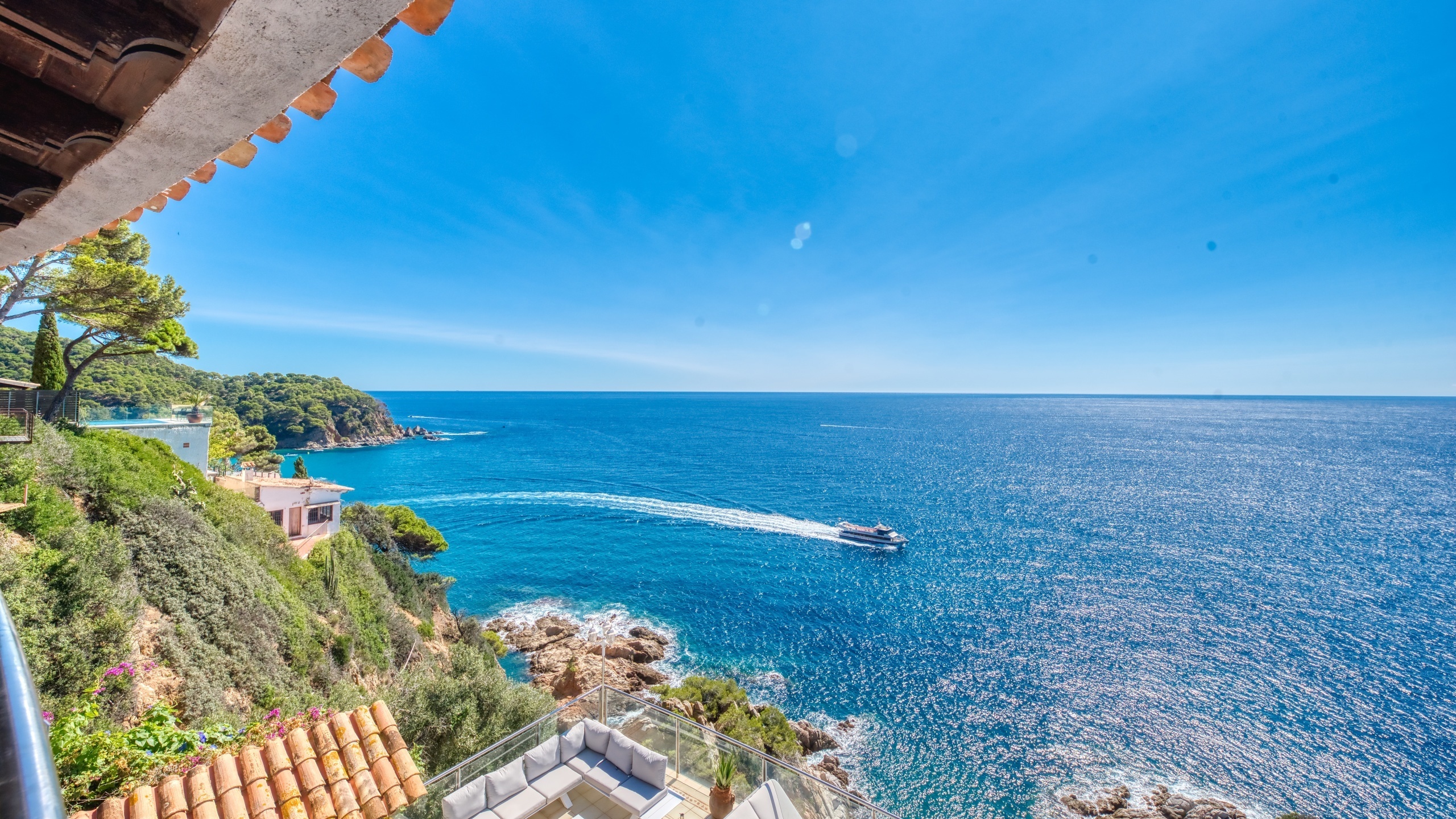 Holiday villas Costa Brava Spain - Villa Infinity - One of the views