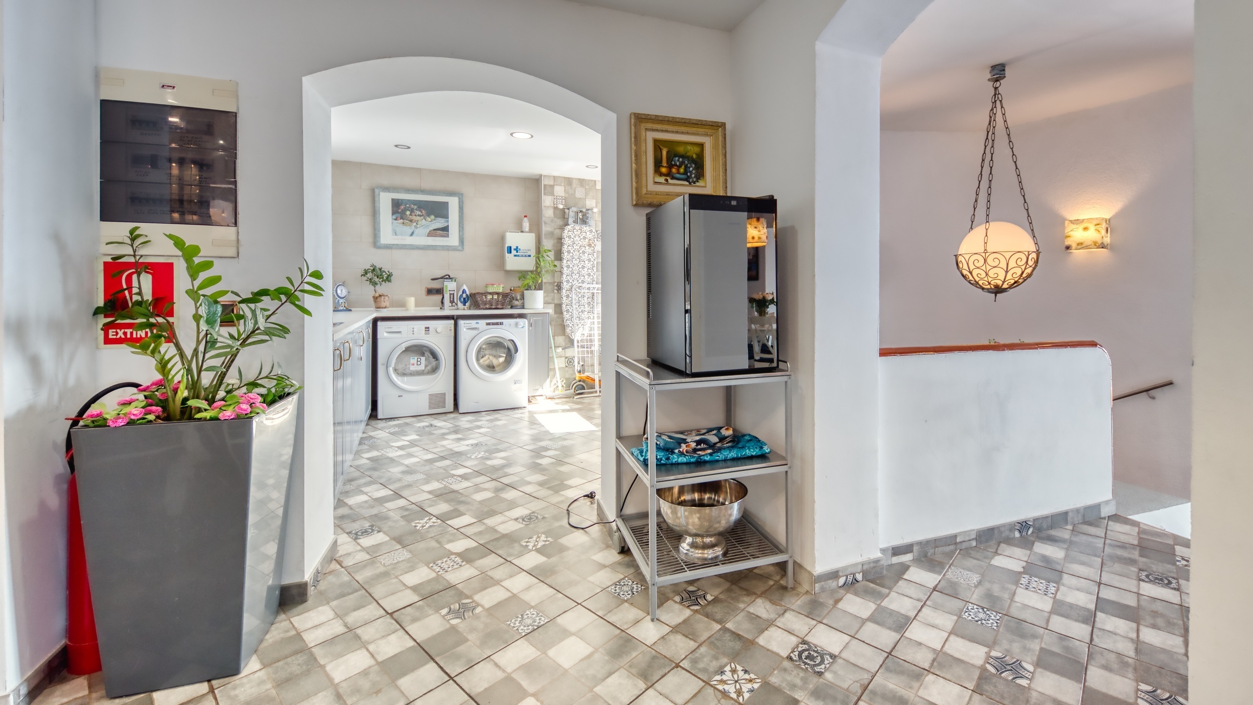Holiday villas Costa Brava Spain - Villa Infinity - Laundry room