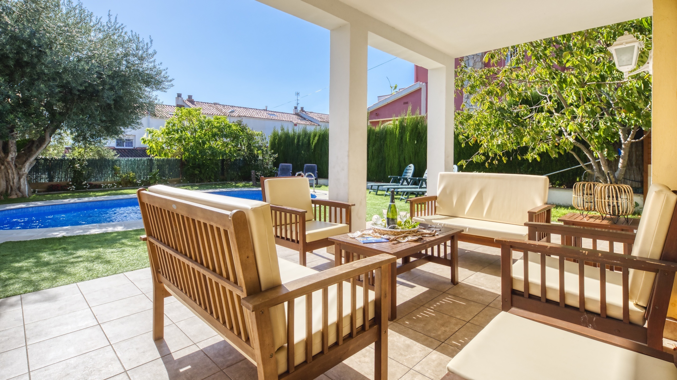 Holiday villas Costa Brava Spain - Villa Baileys - Terrace