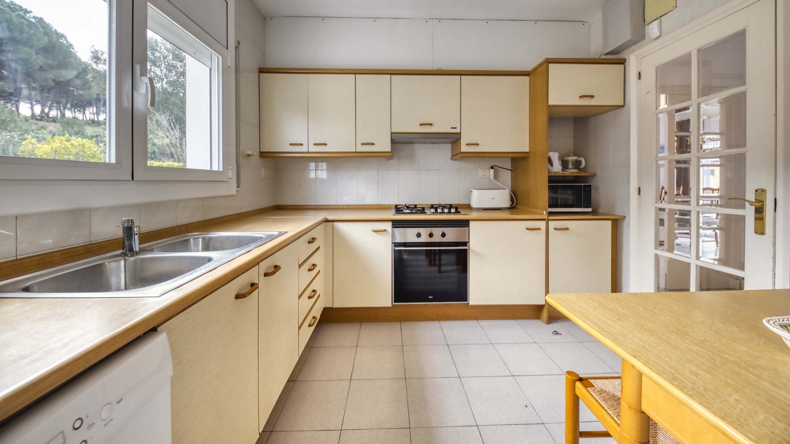 Holiday villas Costa Brava Spain - Villa Miro - Kitchen
