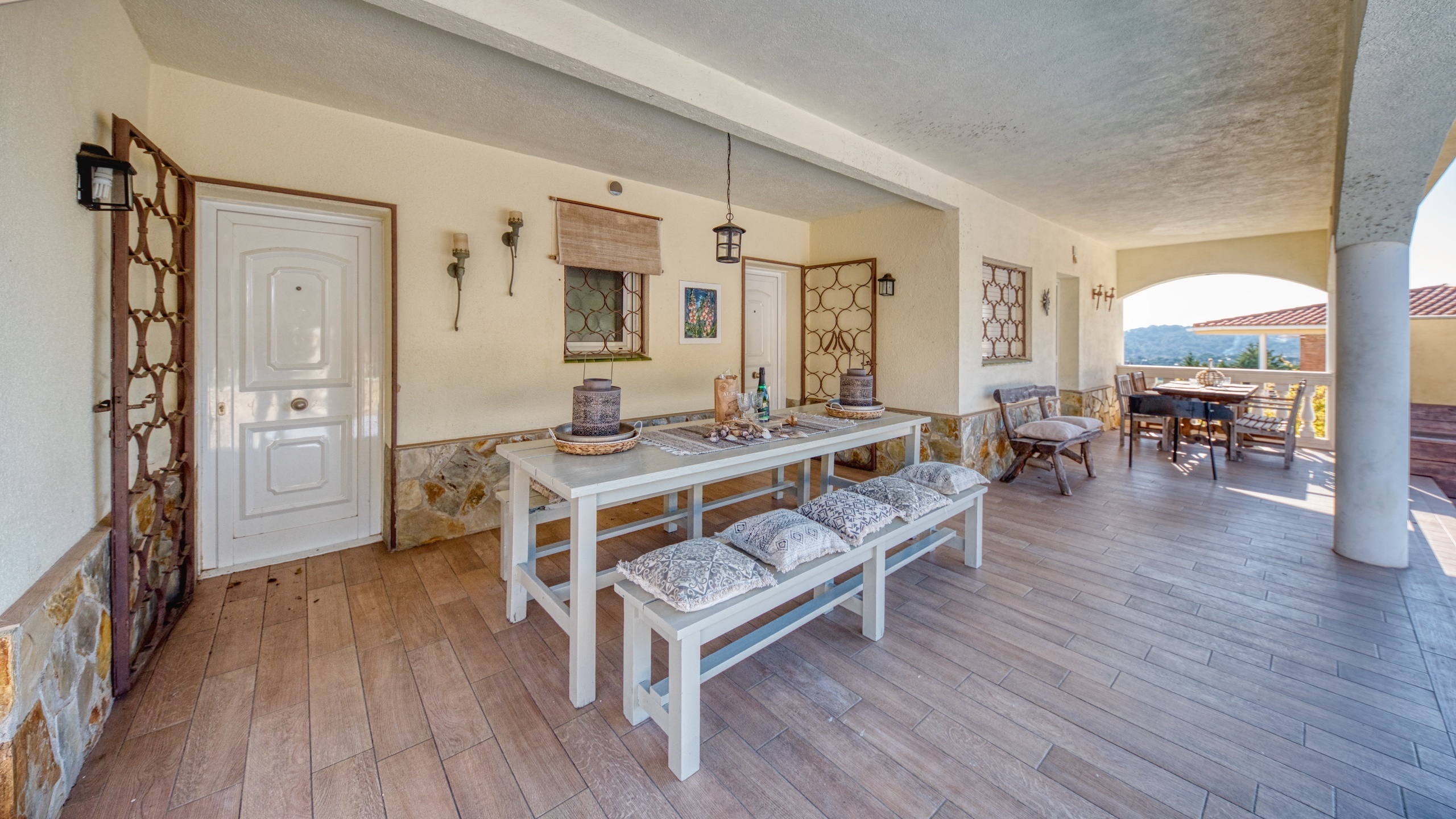 Holiday villas Costa Brava Spain - Villa Madonna - BBQ Area