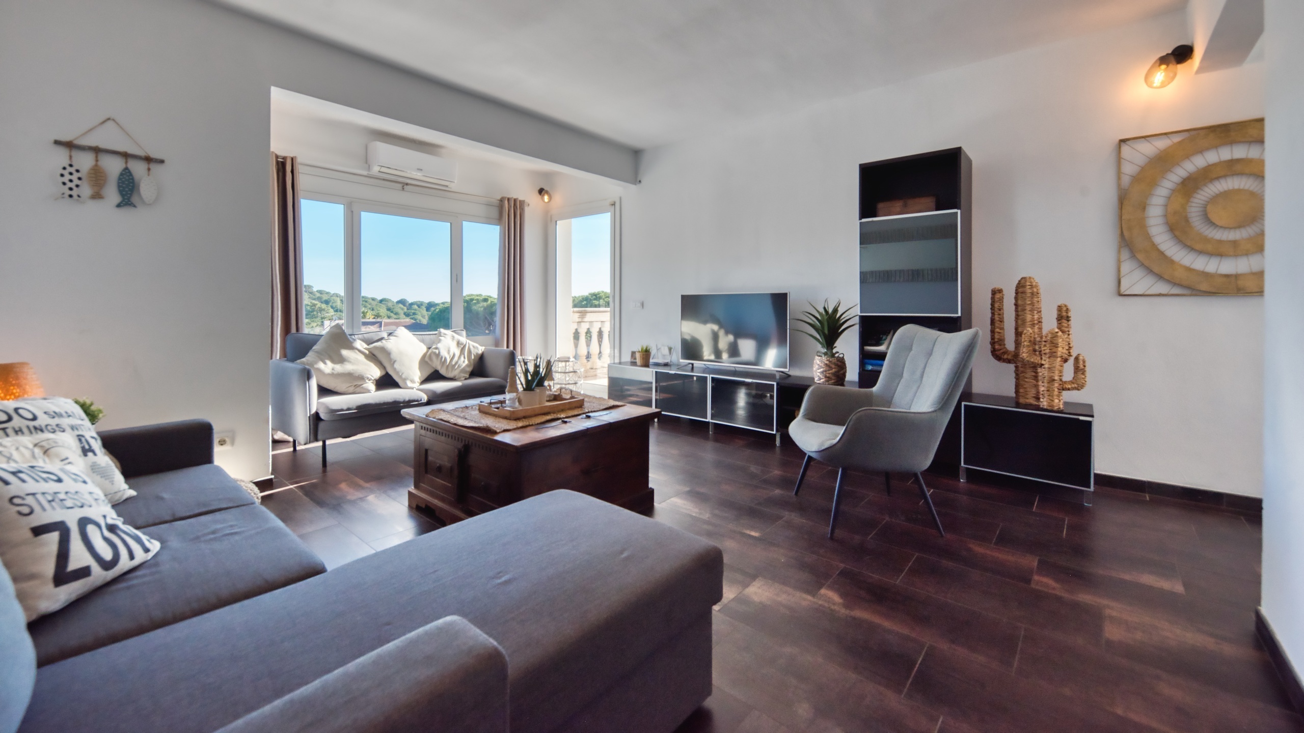 Holiday villas Costa Brava Spain - Villa Madonna - Living room