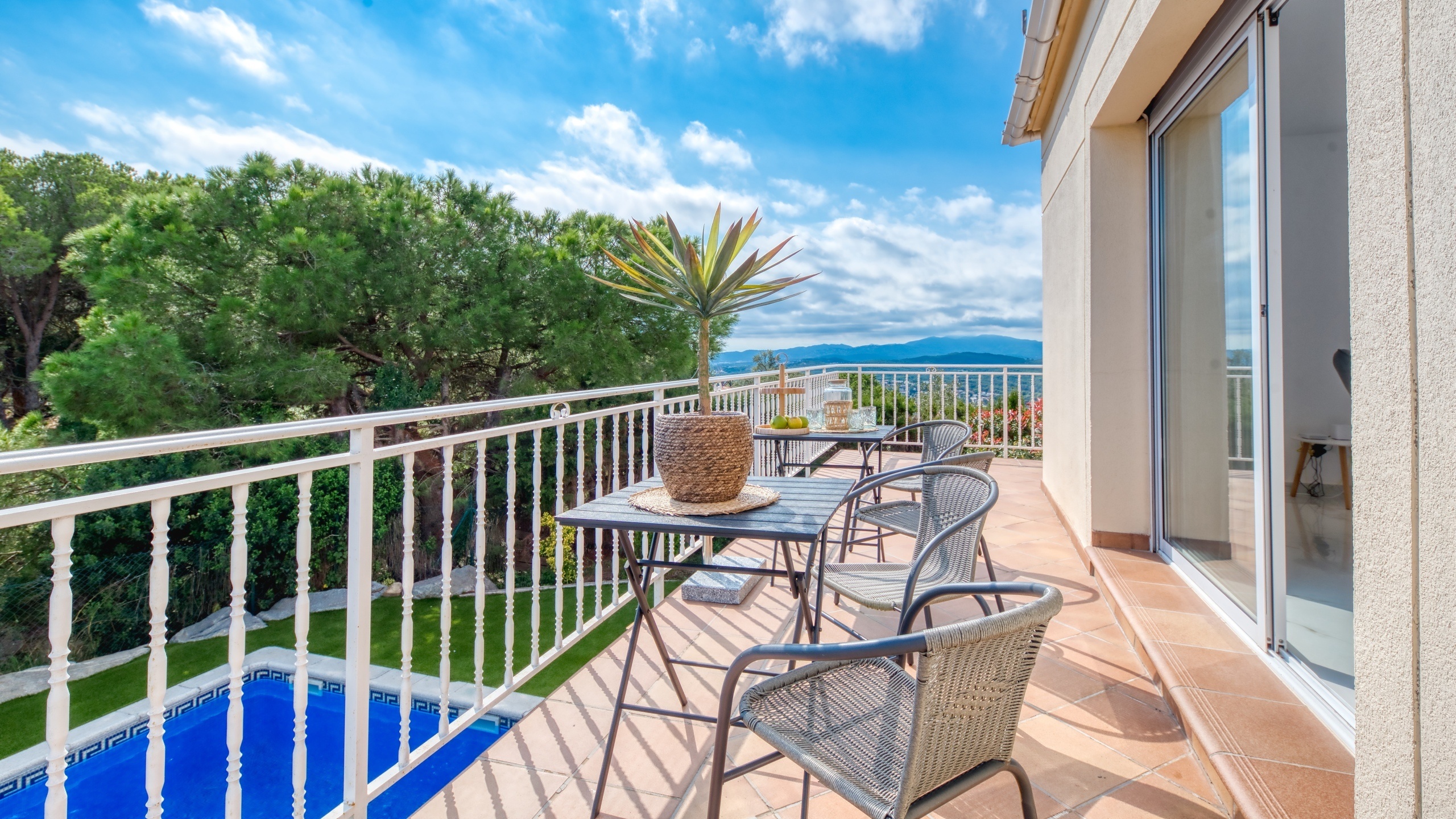 Holiday villas Costa Brava Spain - Villa La Luna - Terrace