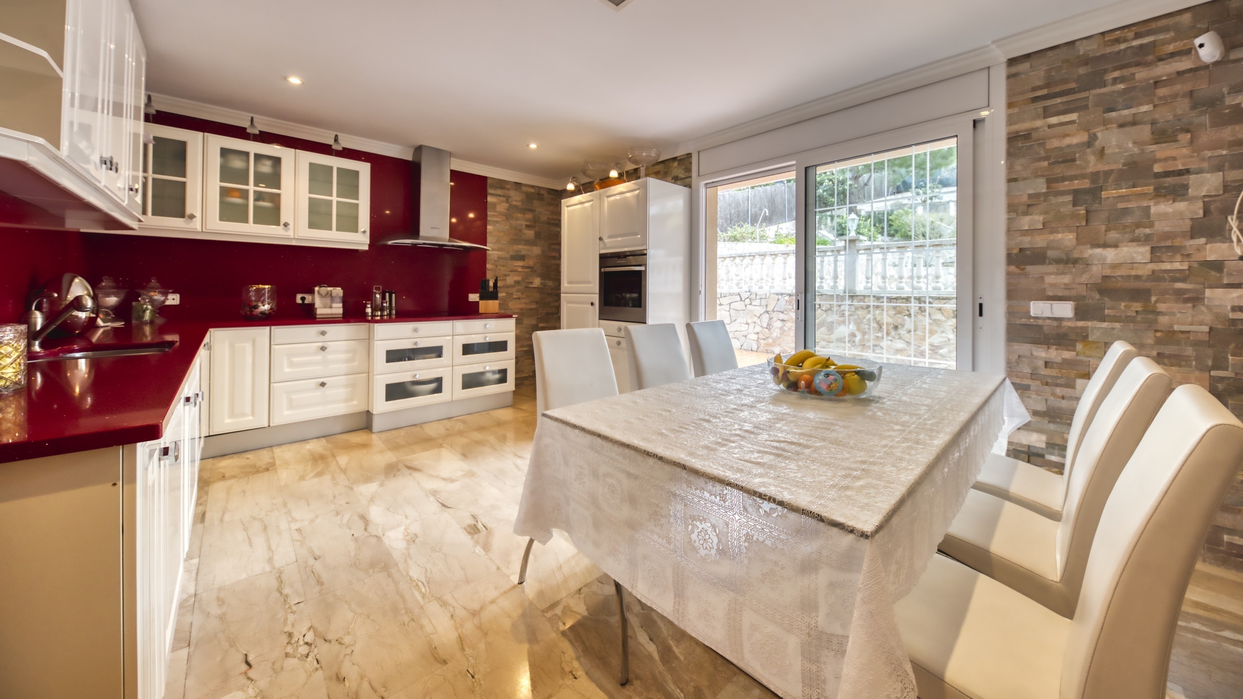 Holiday villas Costa Brava Spain - Villa Lorena - Kitchen