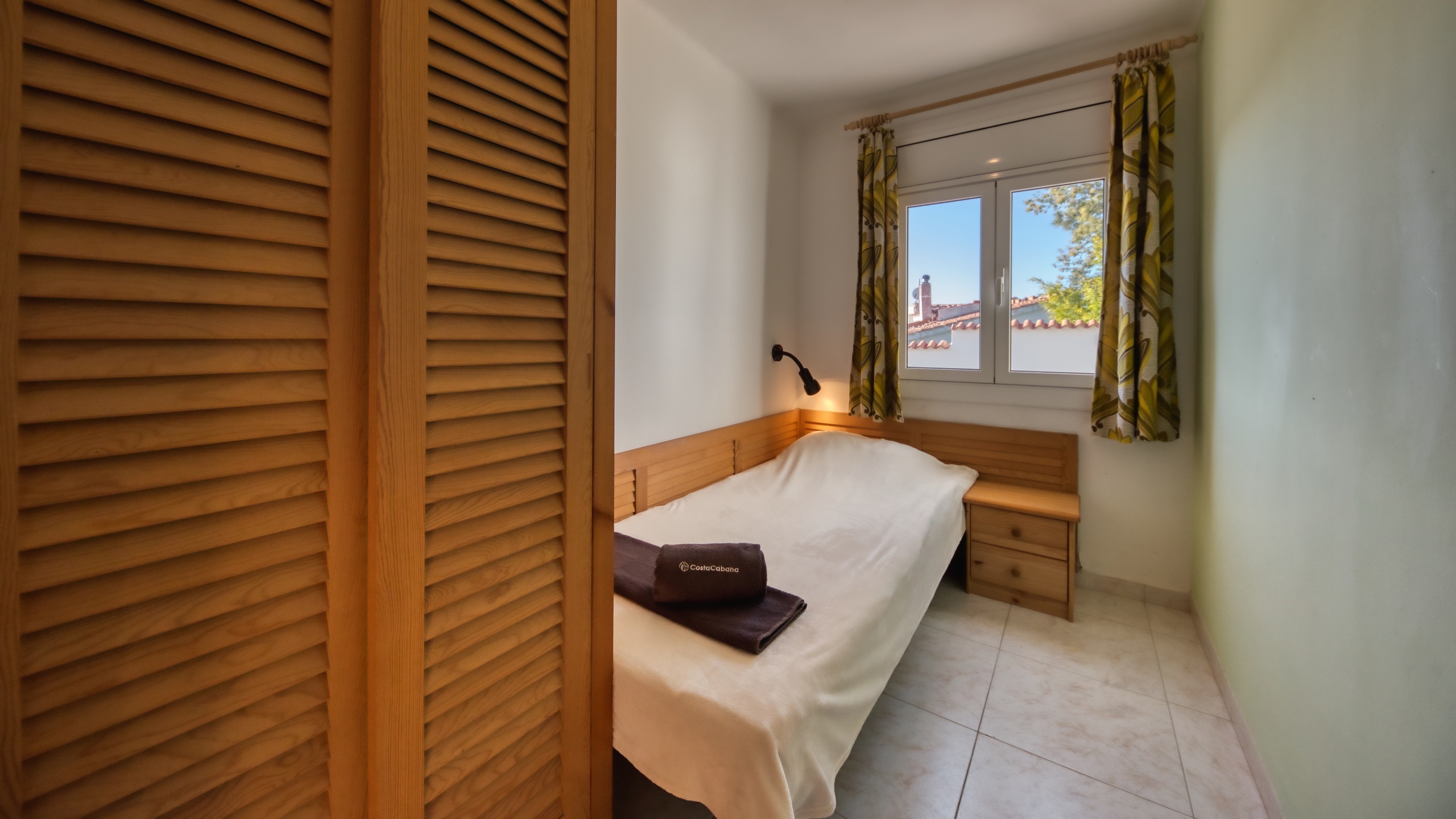 Holiday villas Costa Brava Spain - Villa Elfi - Bedroom