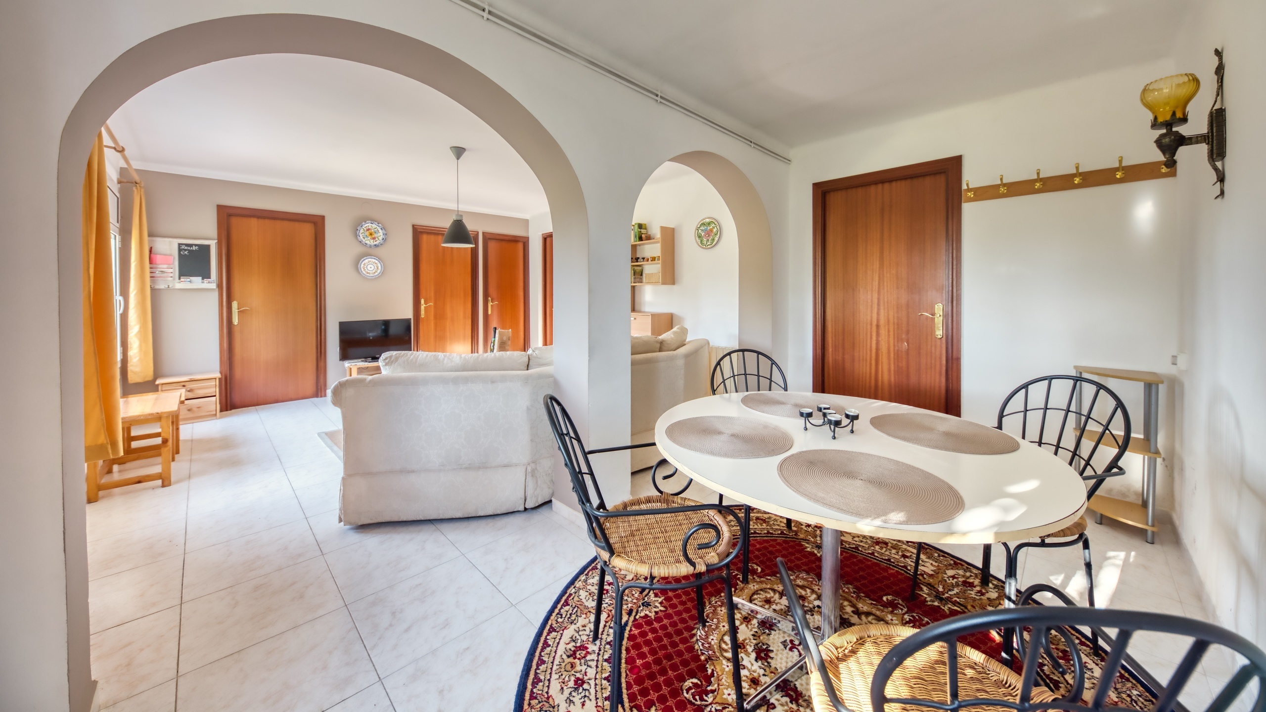 Holiday villas Costa Brava Spain - Villa Elfi - Dining area