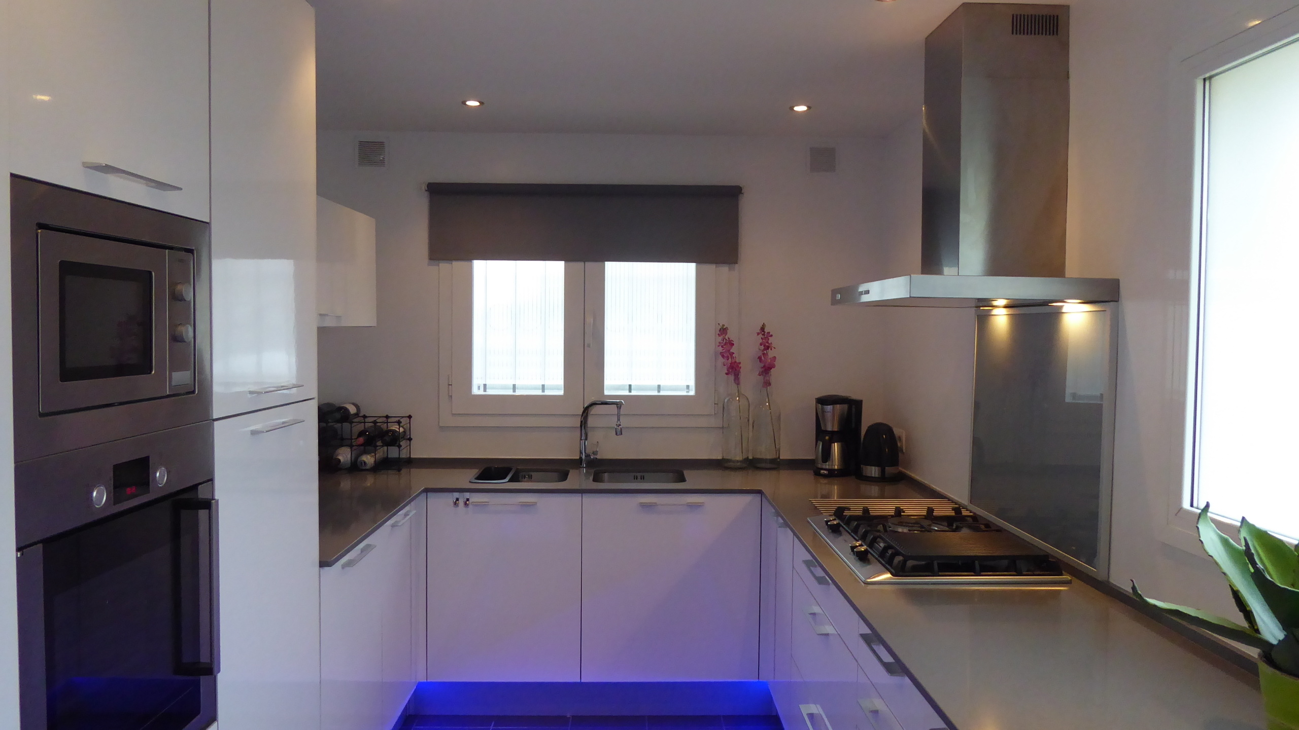 Holiday villas Costa Brava Spain - Villa Fransisca - Kitchen