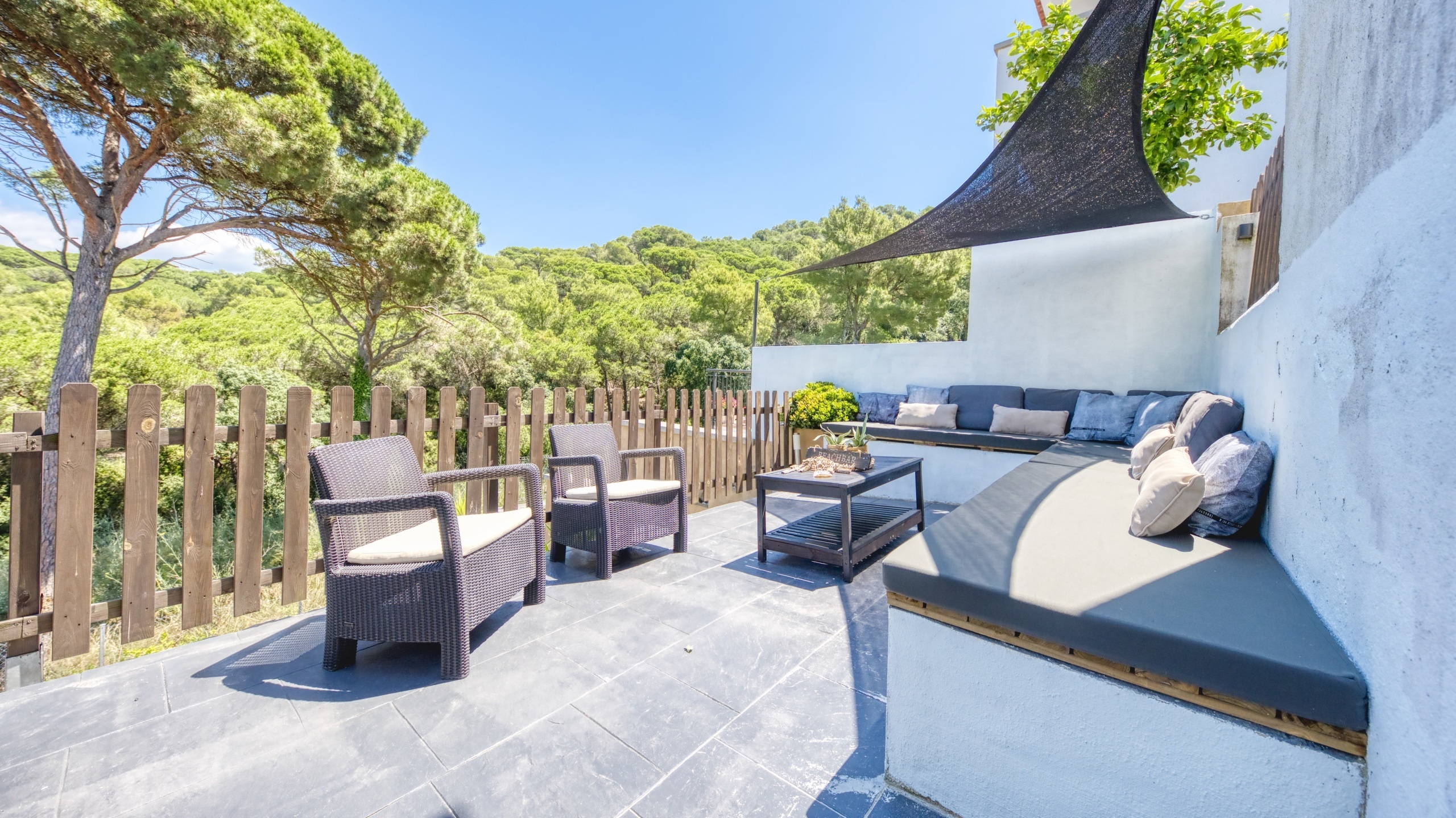 Holiday villas Costa Brava Spain - Villa Fransisca - Lounge area